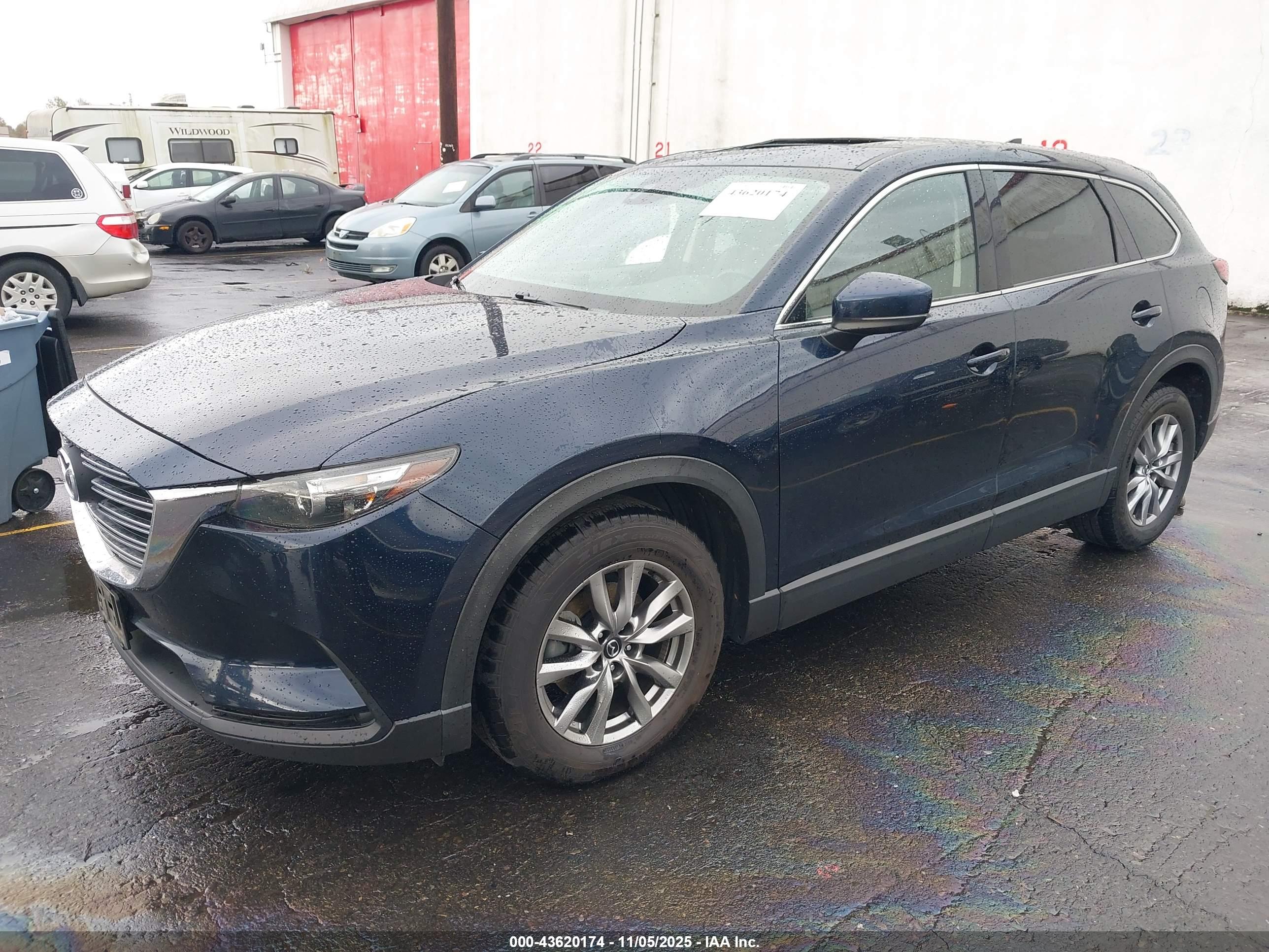 MAZDA CX-9 image 2