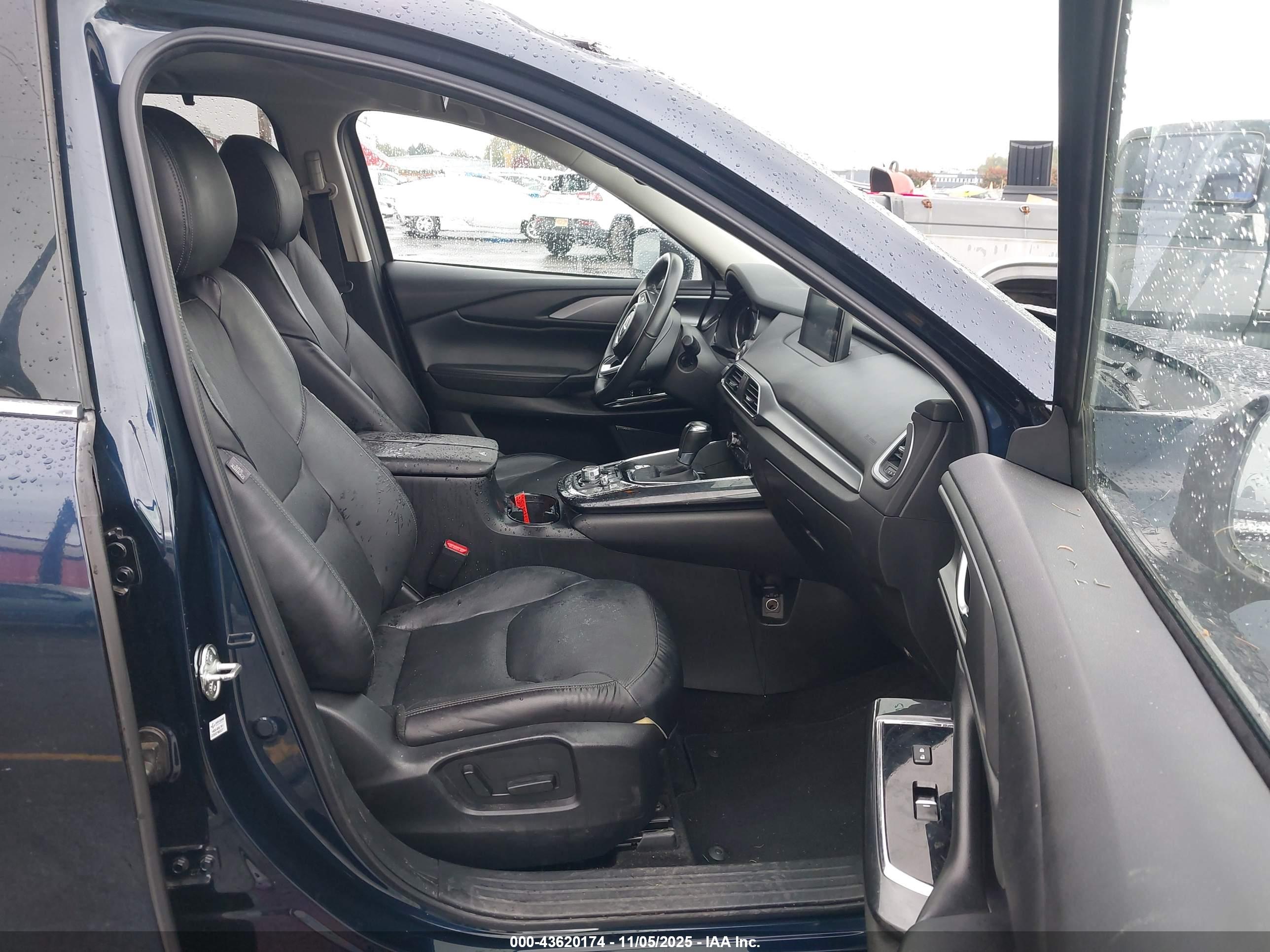 MAZDA CX-9 image 5