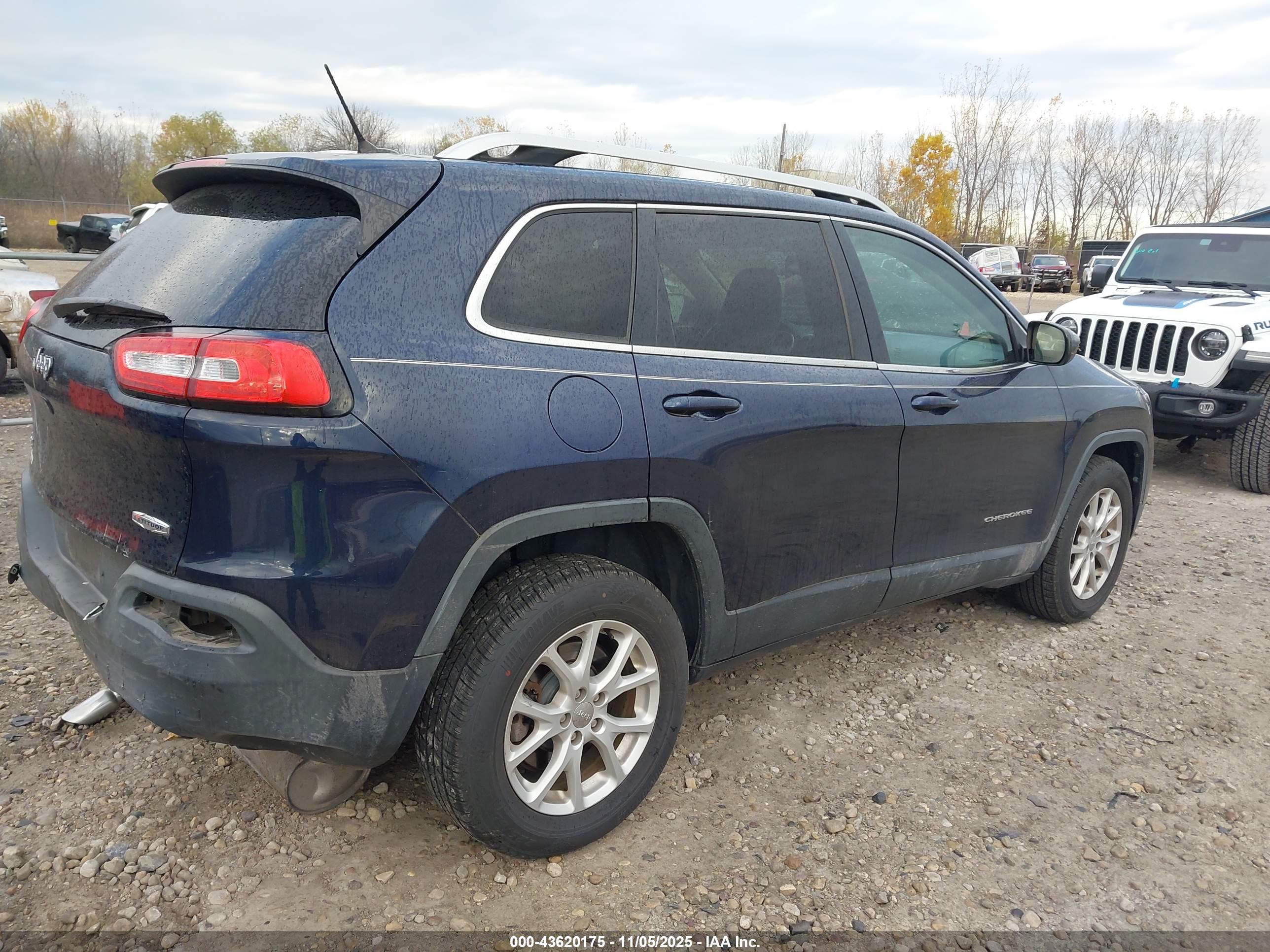 JEEP CHEROKEE image 4