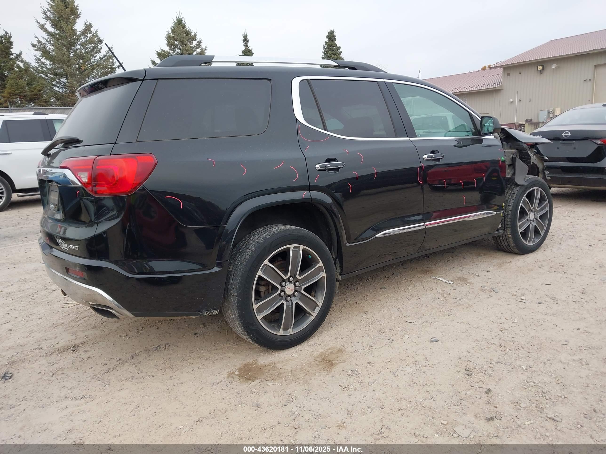 GMC ACADIA image 4