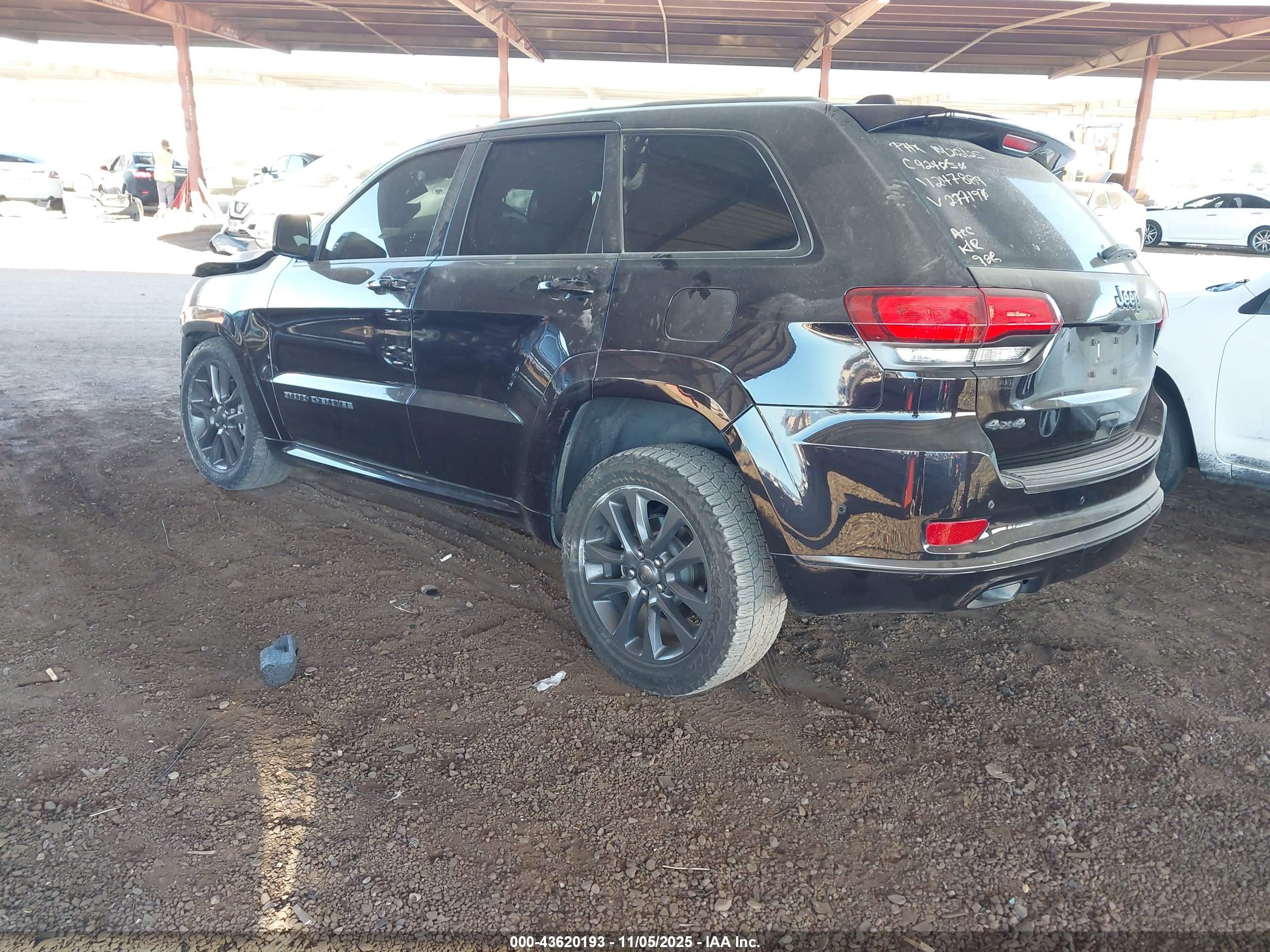 JEEP GRAND image 3