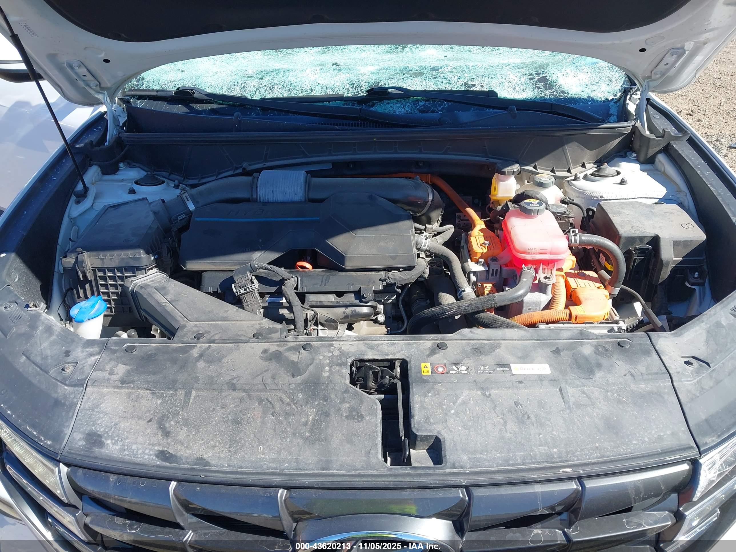 HYUNDAI TUCSON image 10