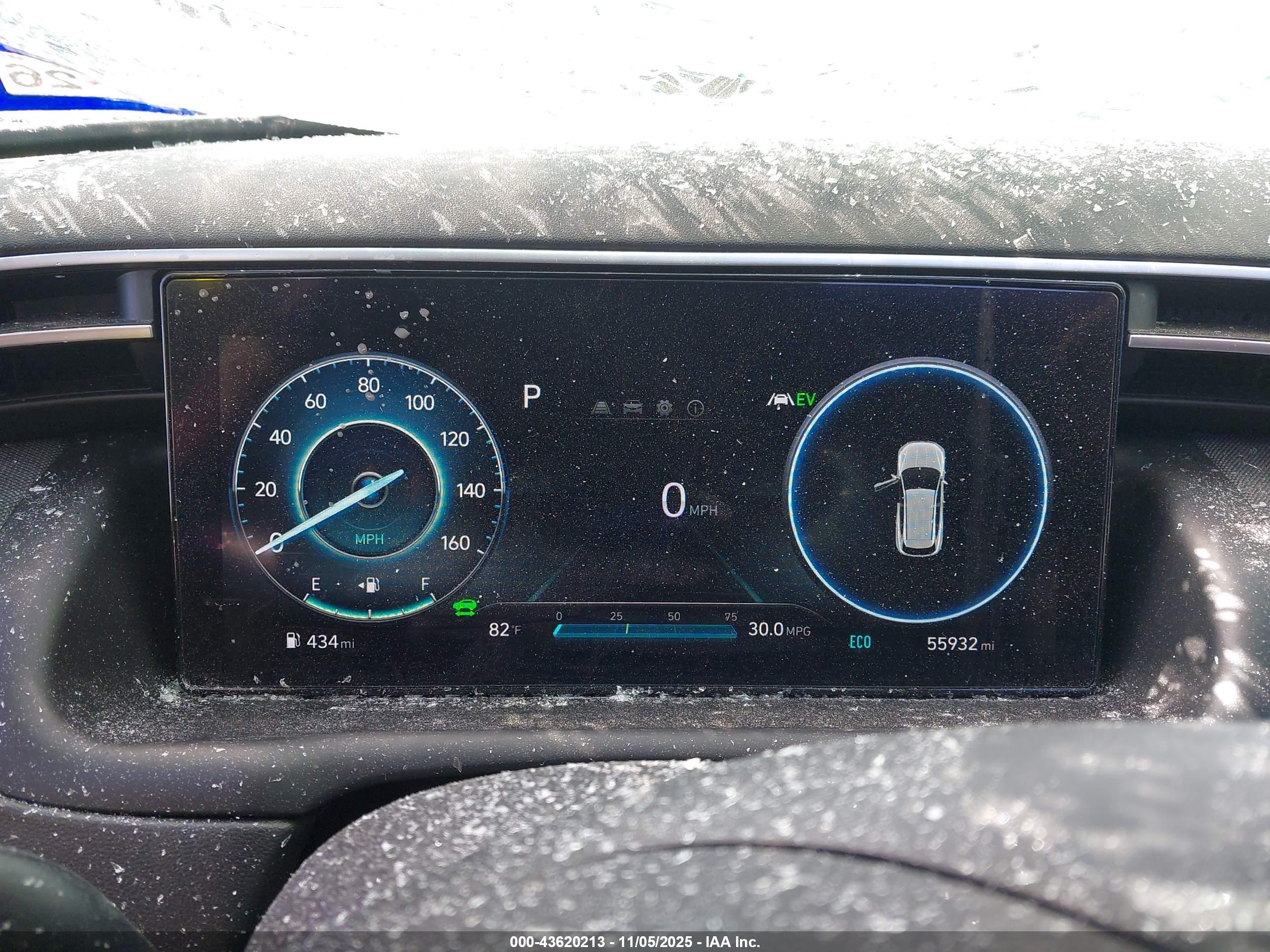 HYUNDAI TUCSON image 7