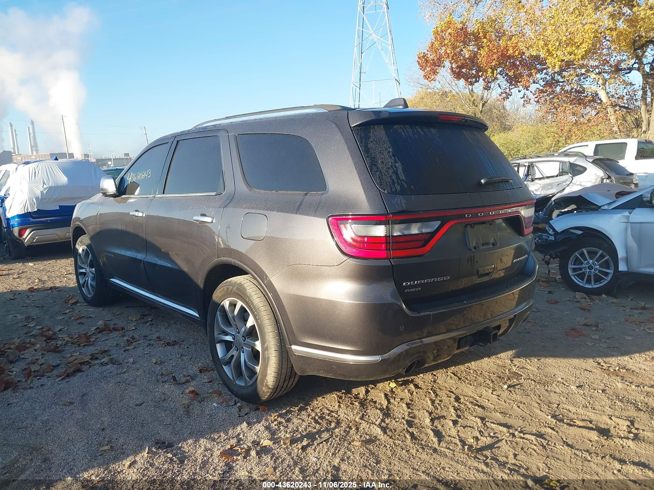 DODGE DURANGO image 3