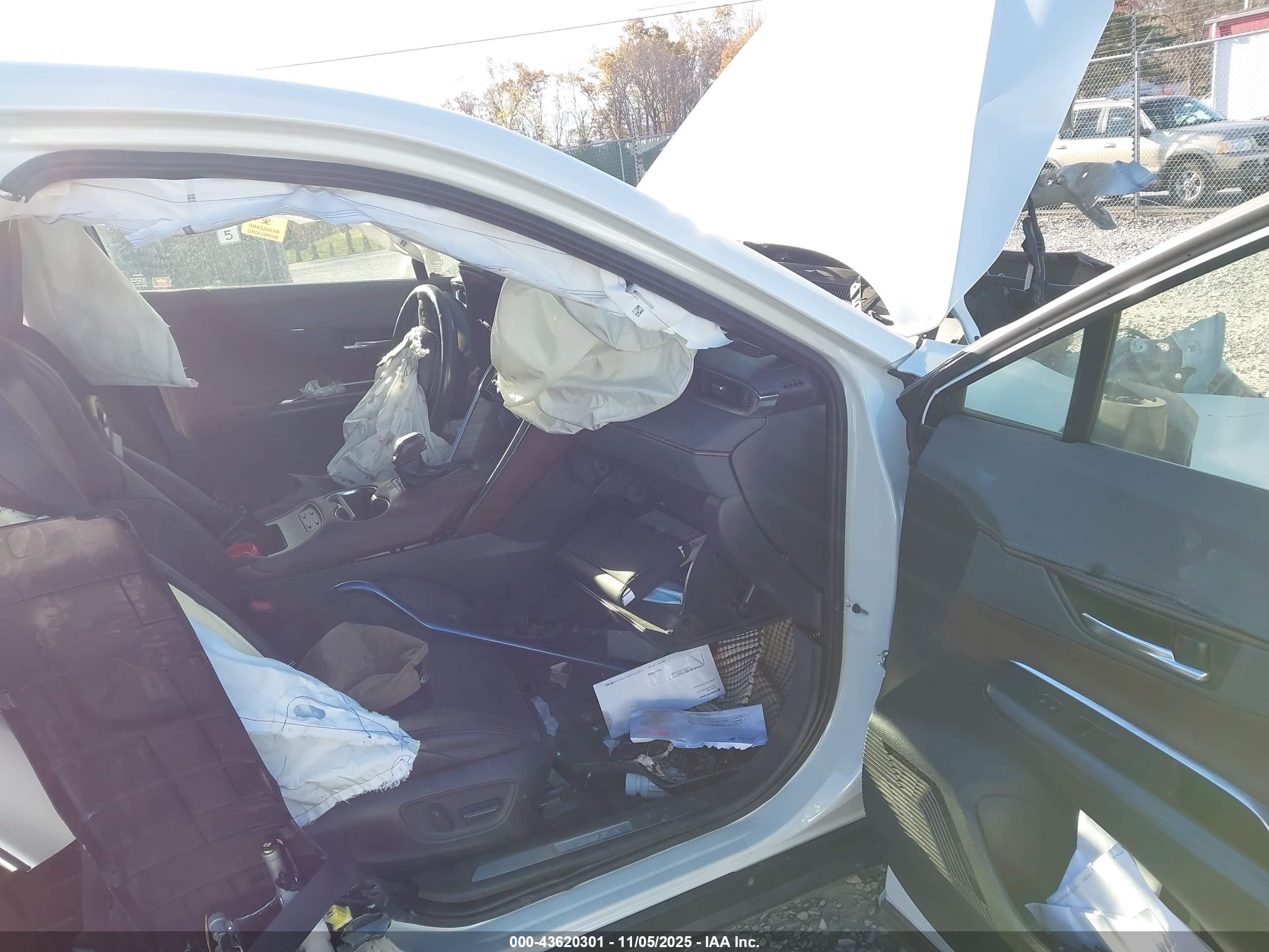 TOYOTA VENZA image 5