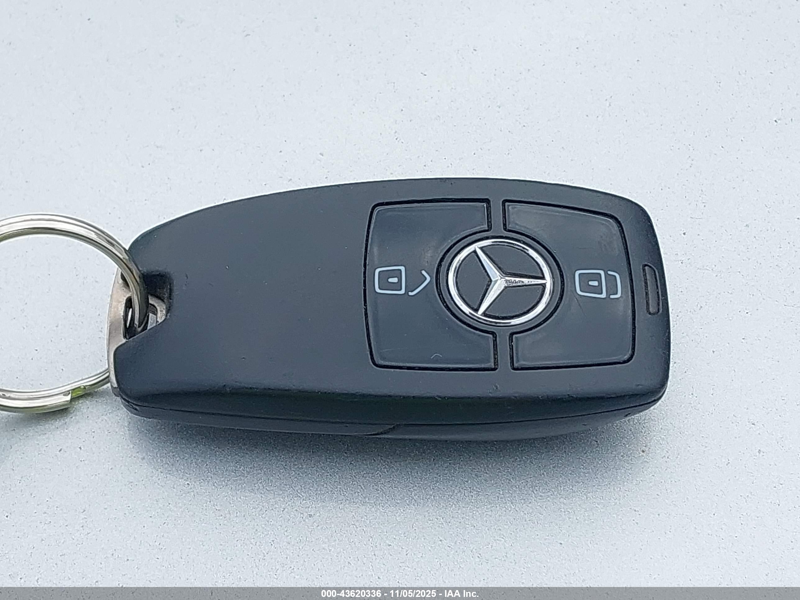 MERCEDES-BENZ SPRINTER image 11
