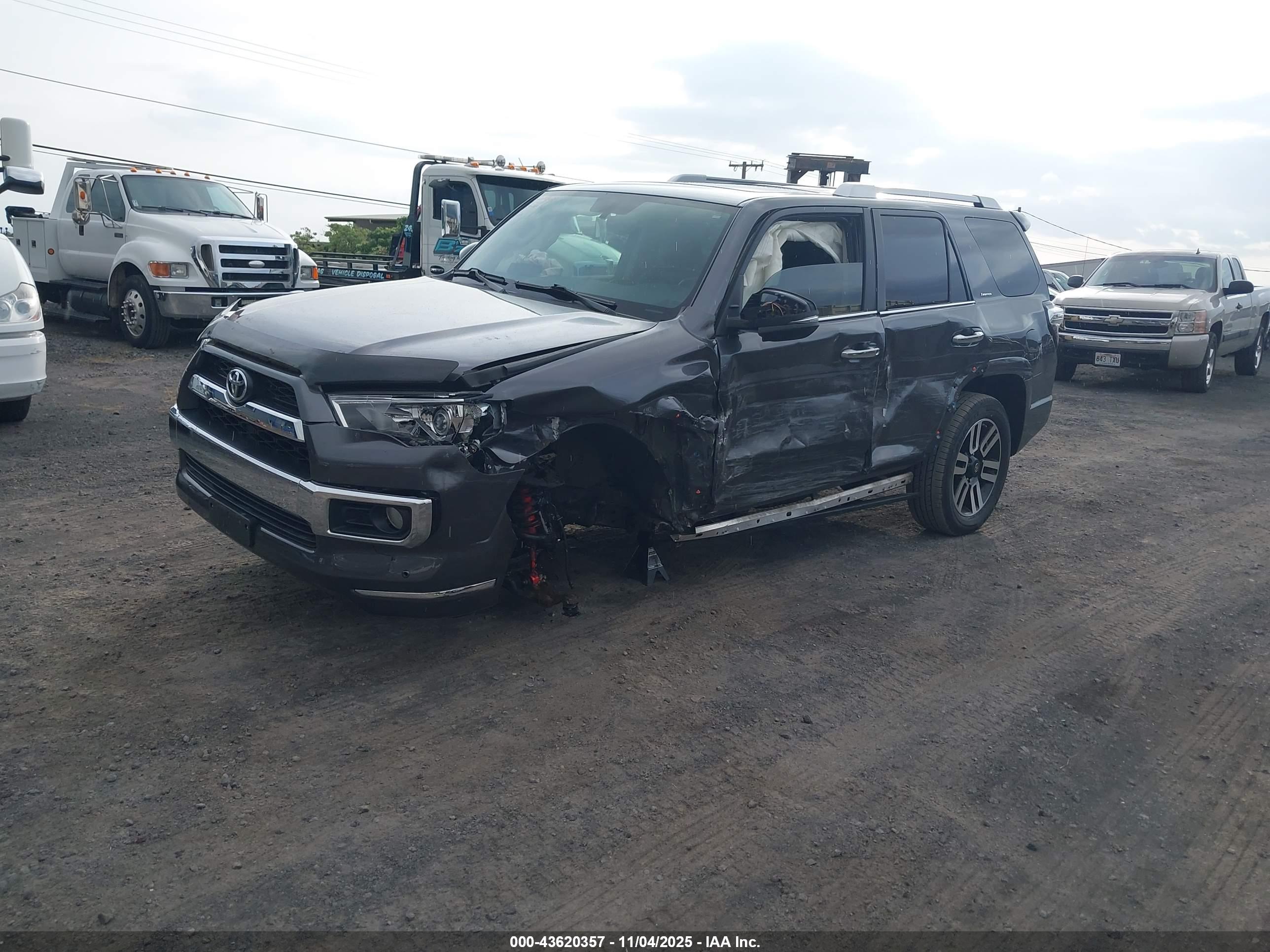 TOYOTA 4RUNNER image 2