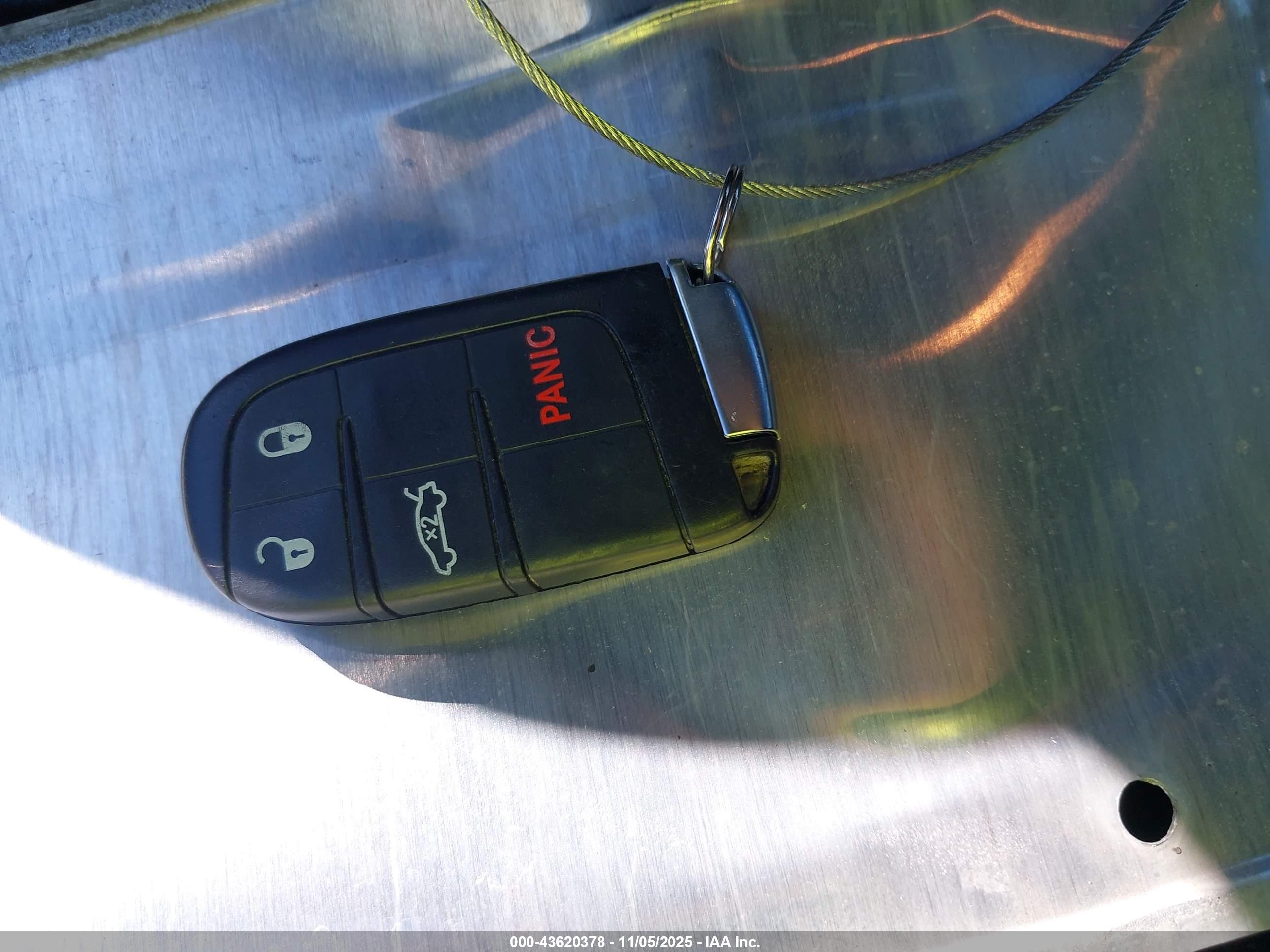 DODGE CHALLENGER image 11