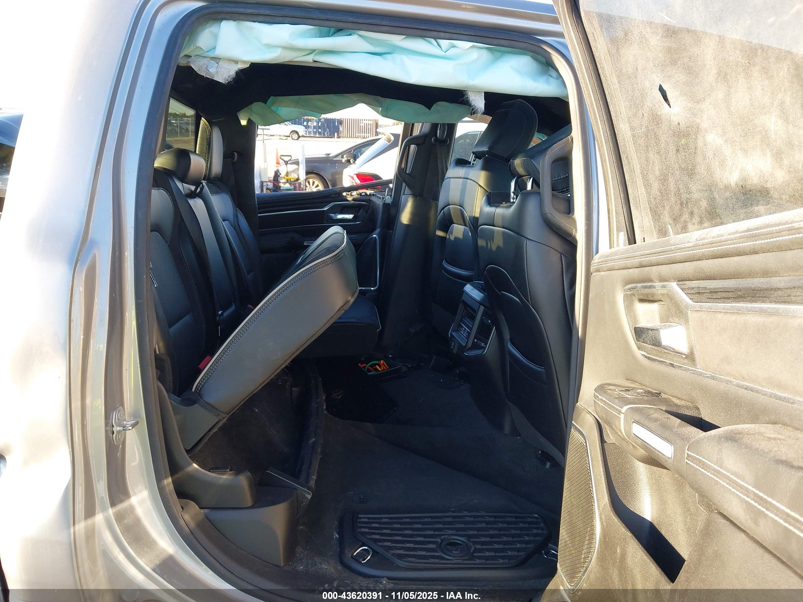 RAM 1500 image 8