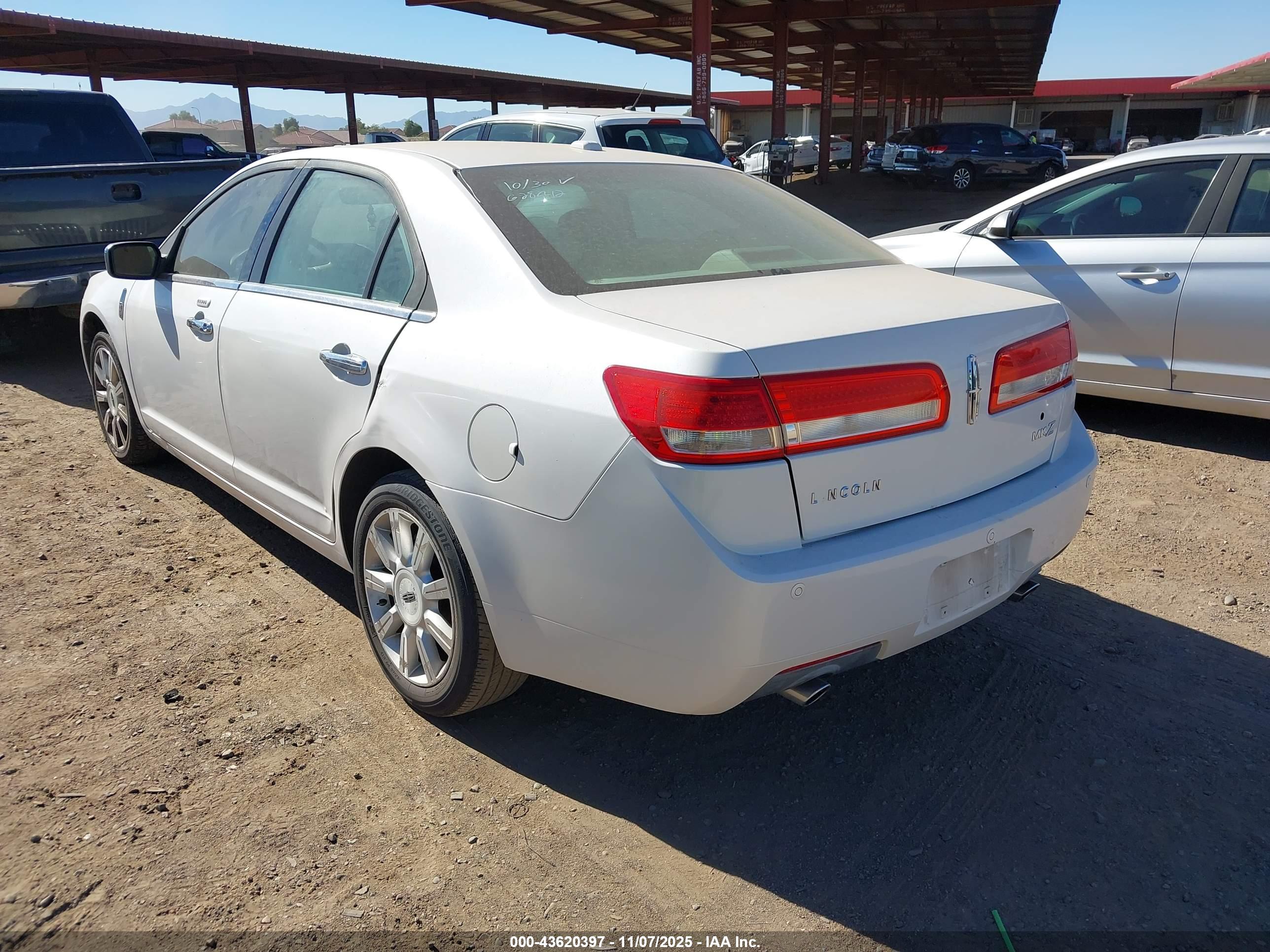 LINCOLN MKZ image 3
