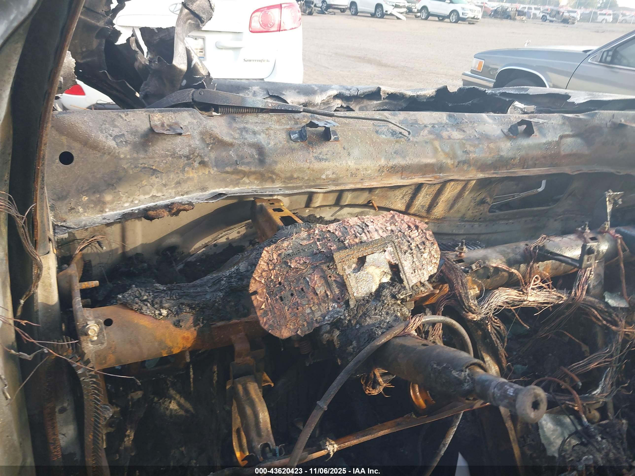 CHEVROLET EQUINOX image 7