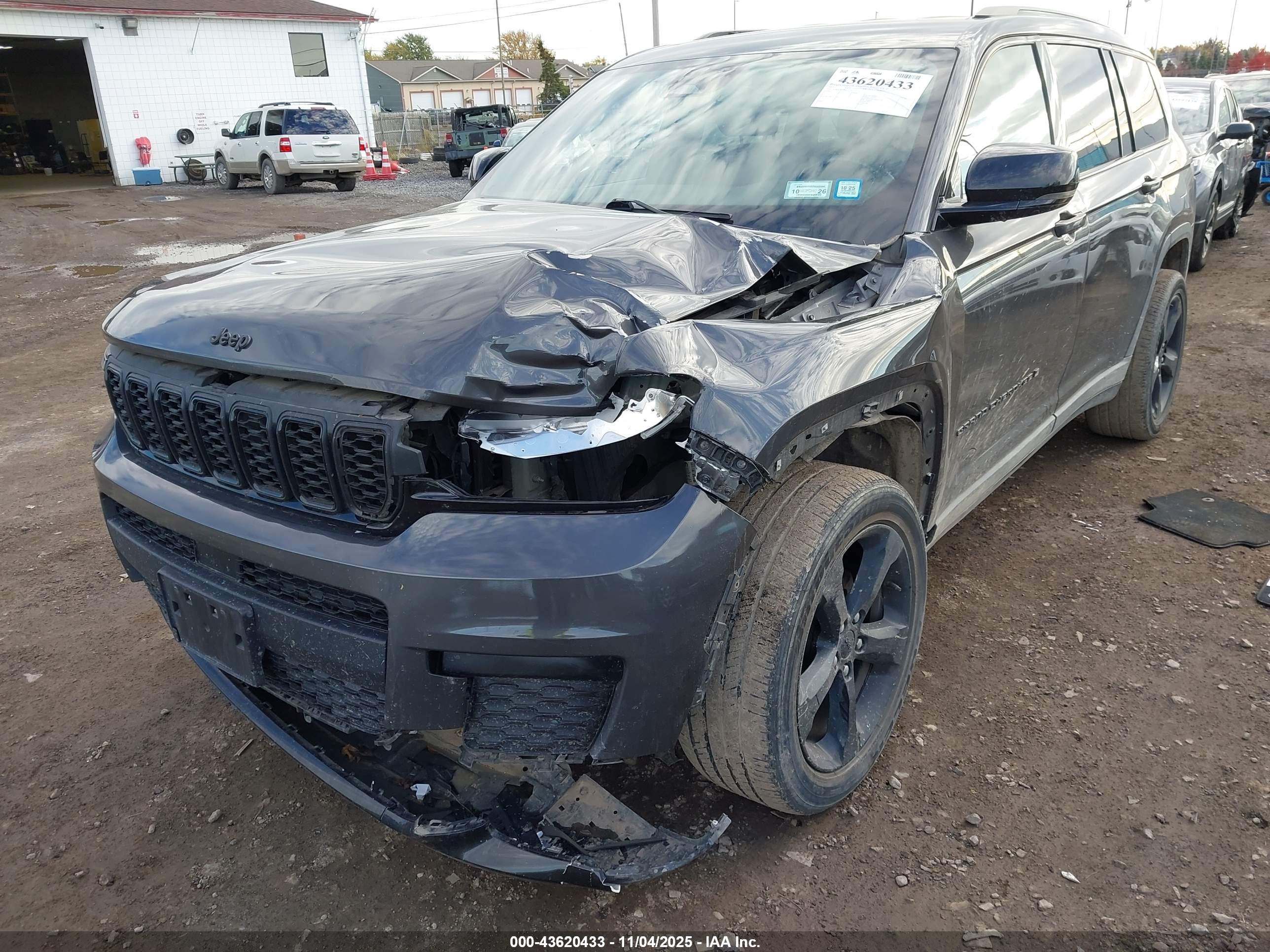JEEP GRAND image 6