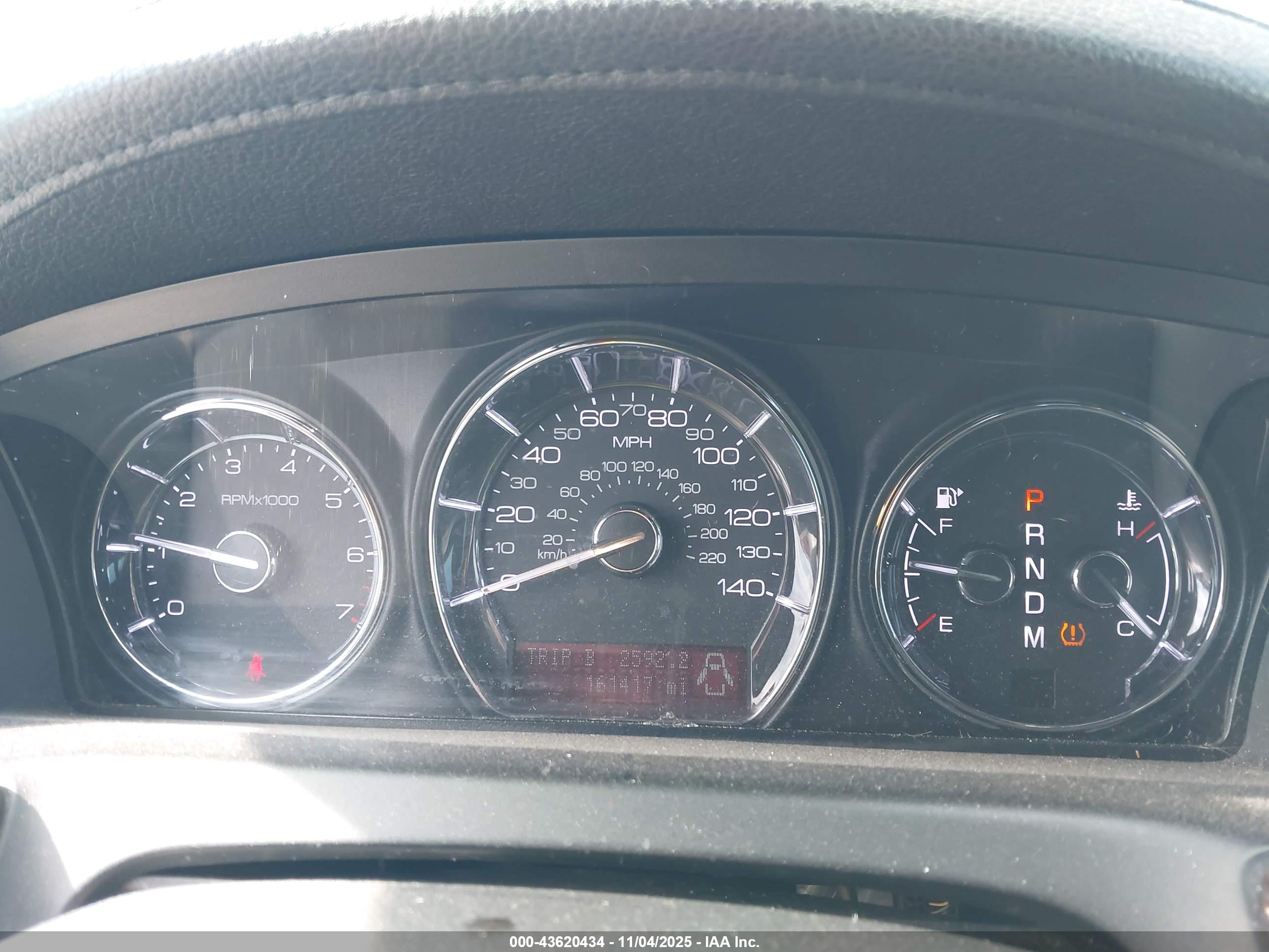 LINCOLN MKS image 7