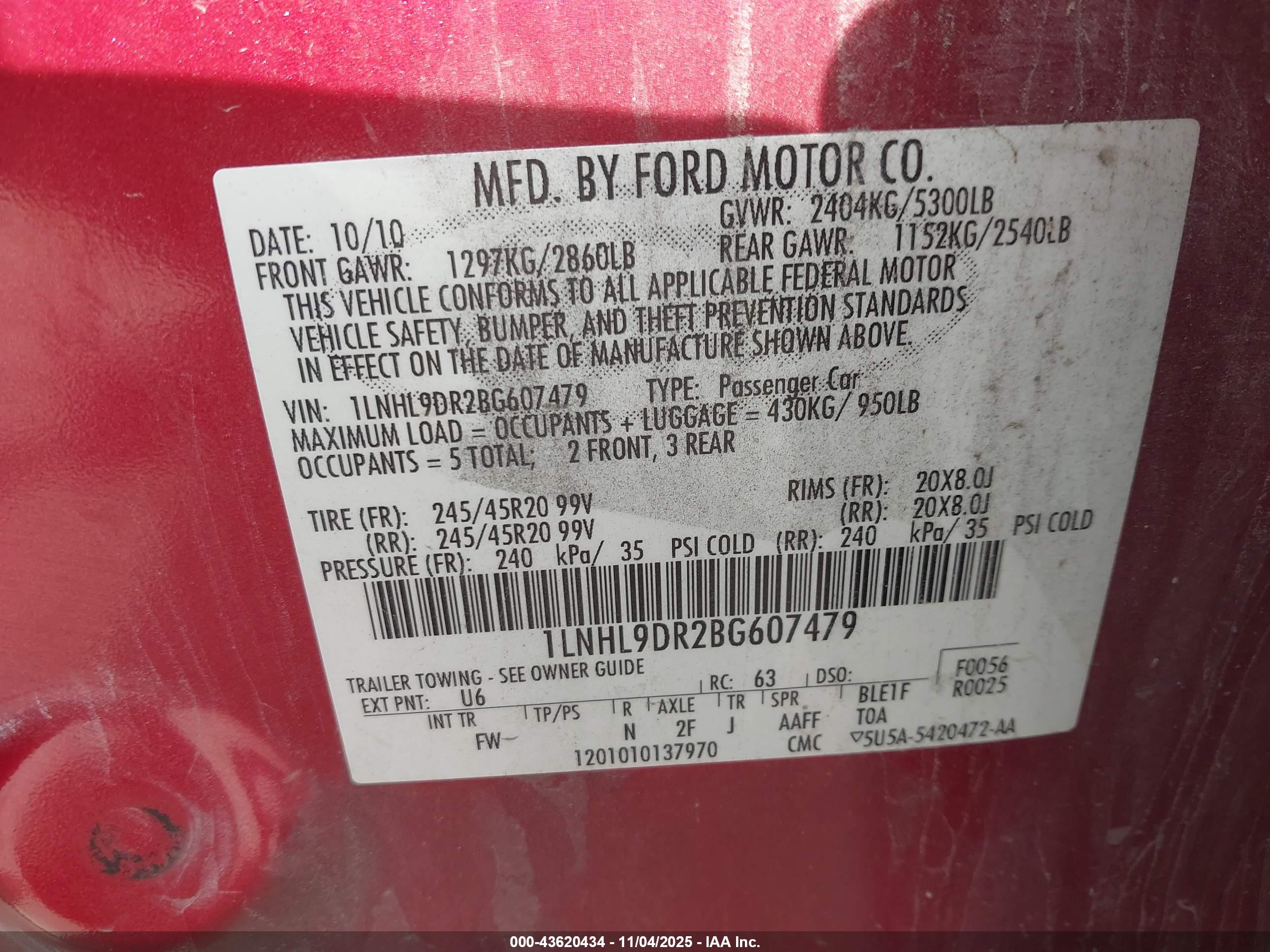 LINCOLN MKS image 9