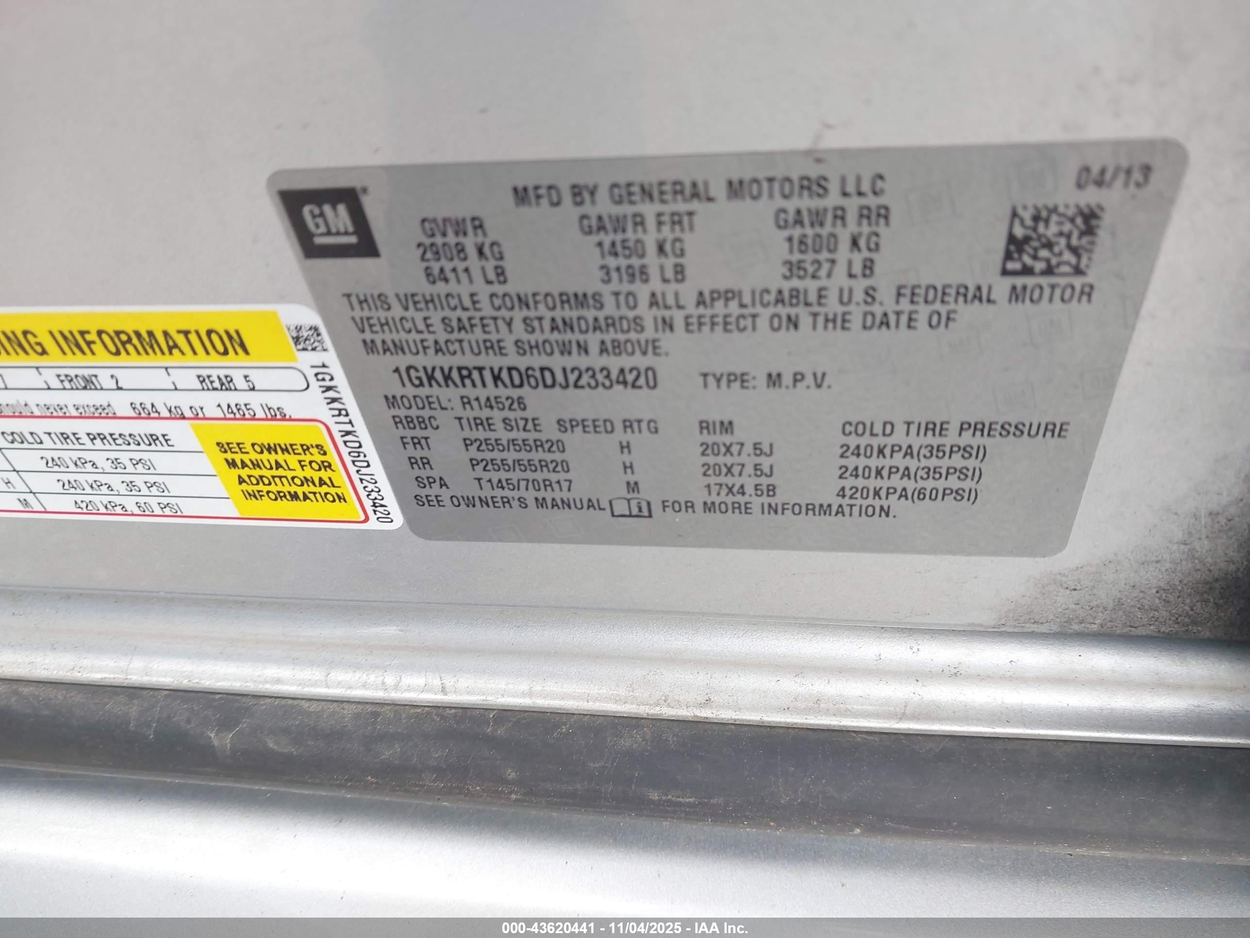 GMC ACADIA image 9