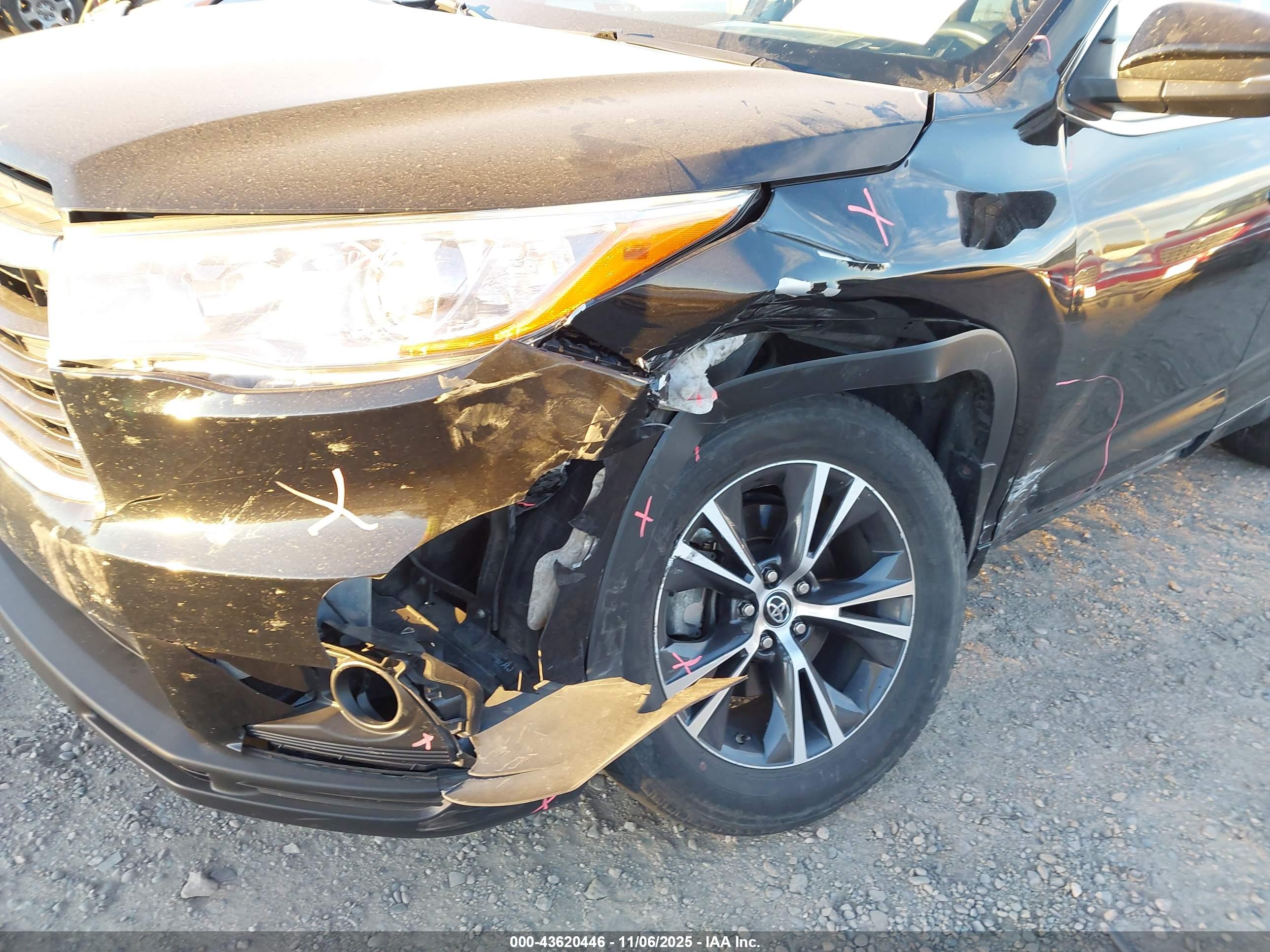 TOYOTA HIGHLANDER image 6