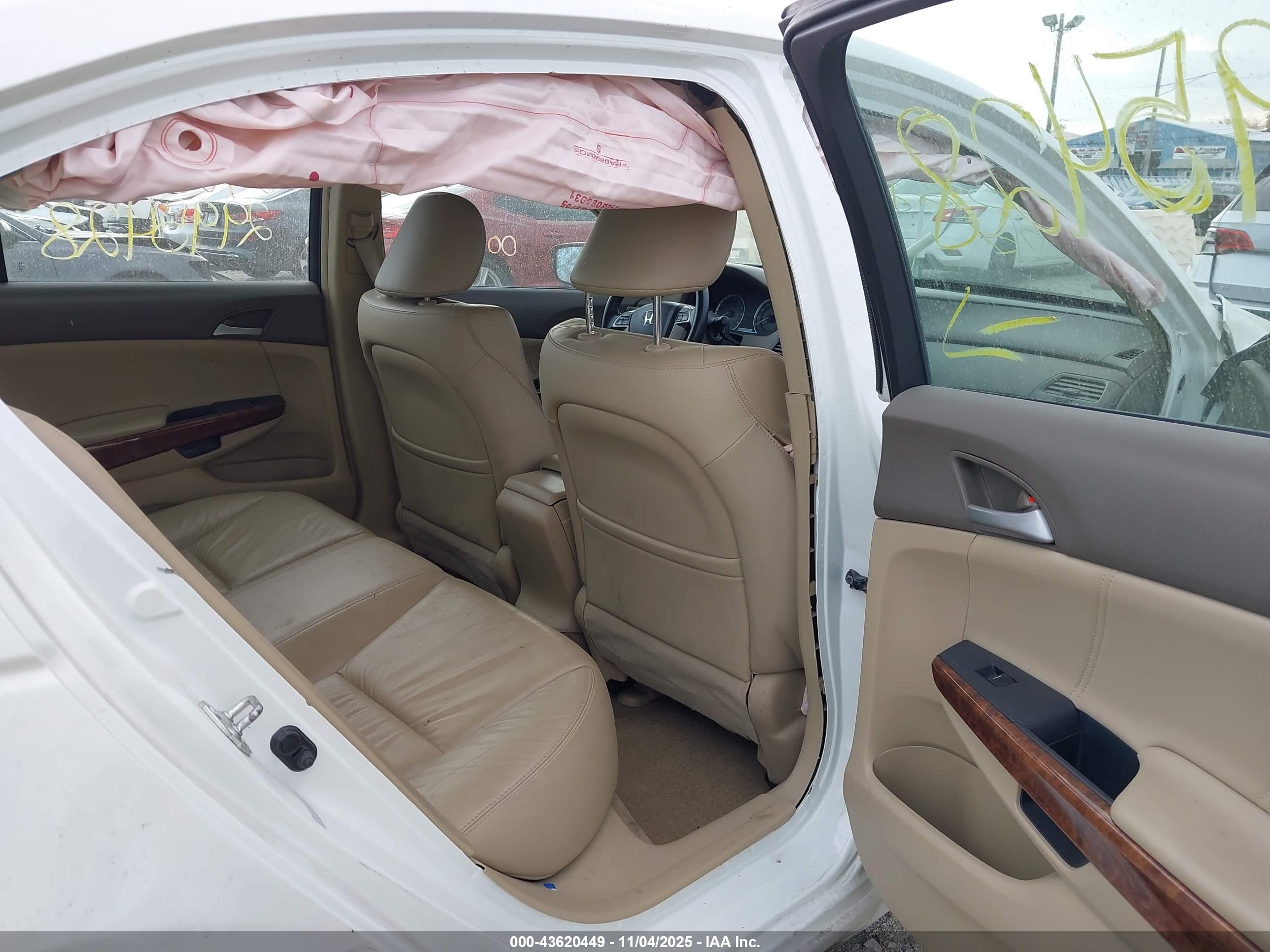 HONDA ACCORD image 8