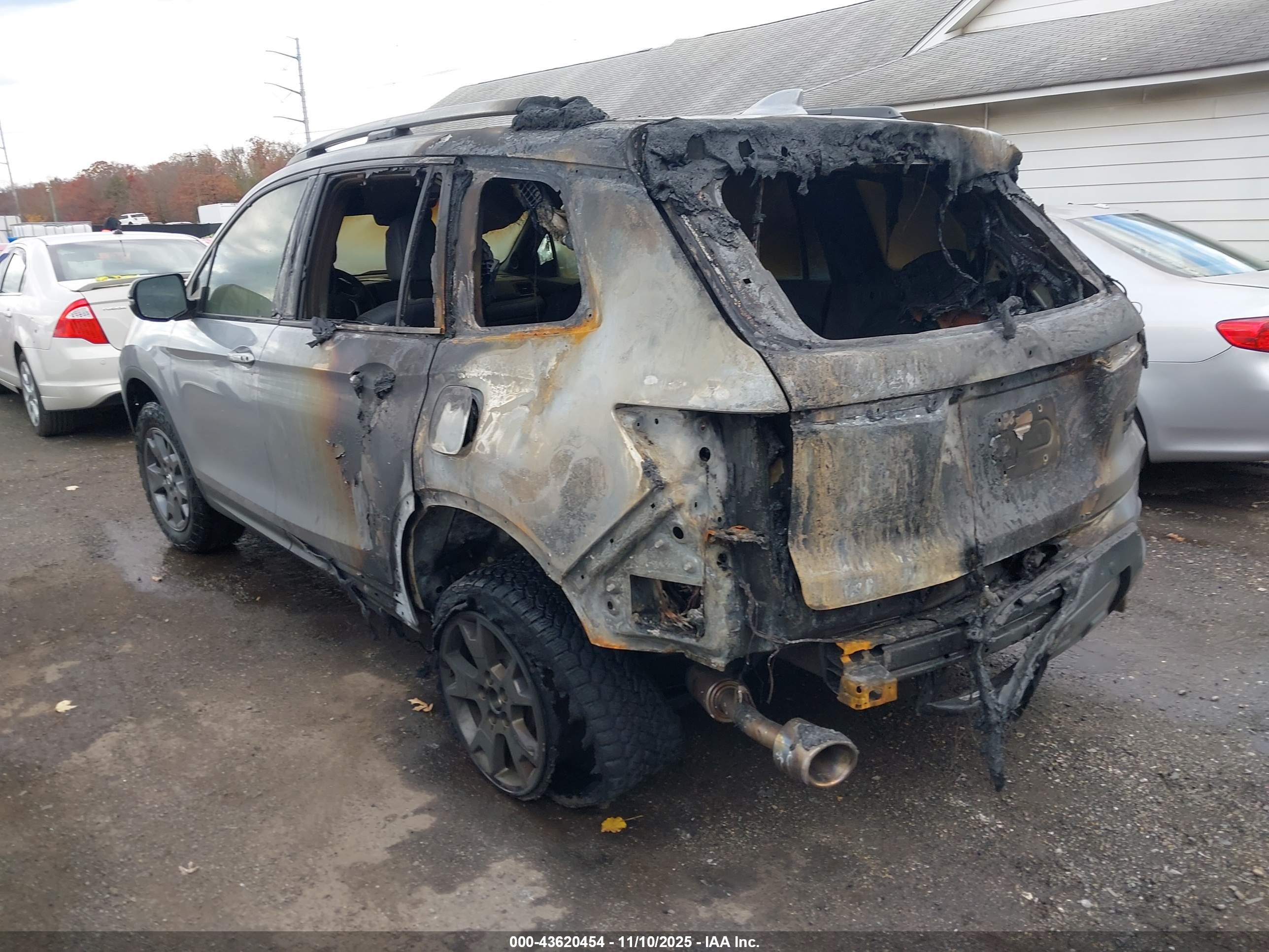 HONDA PASSPORT image 3