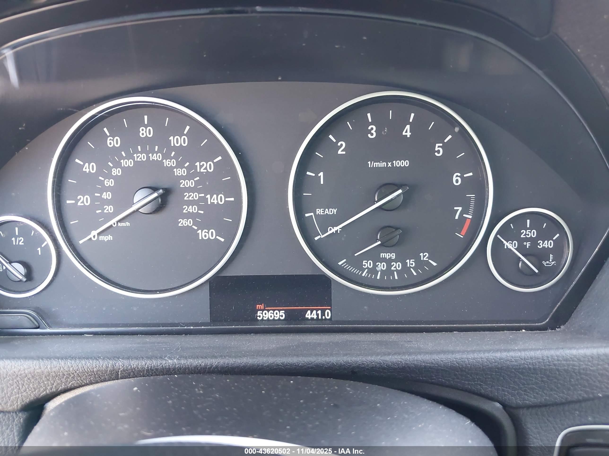 BMW 320I image 7