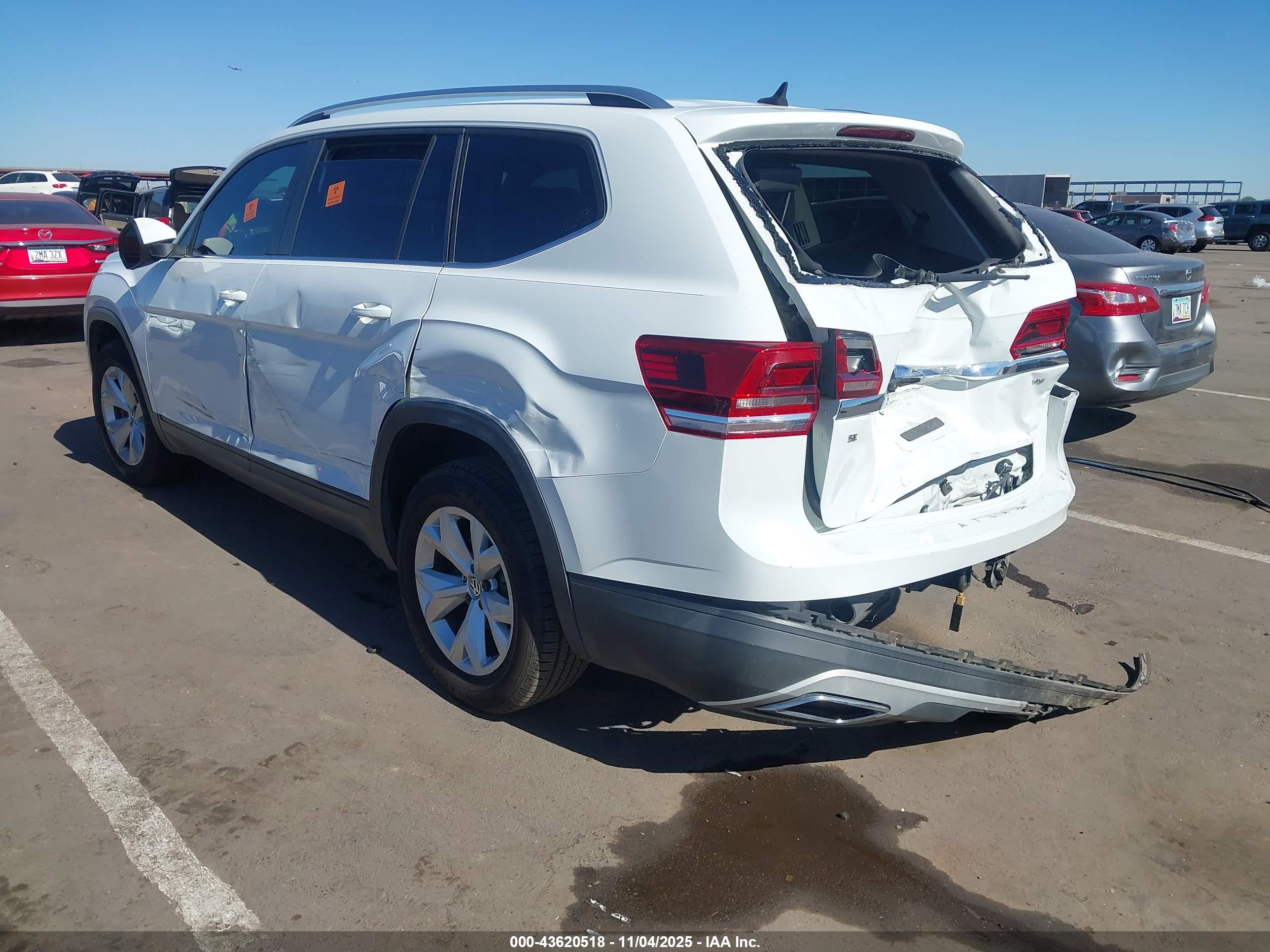 VOLKSWAGEN ATLAS image 3