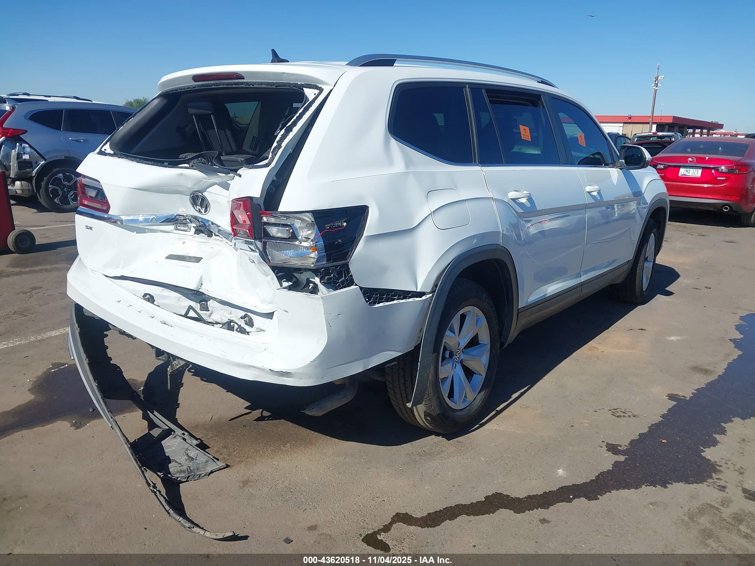 VOLKSWAGEN ATLAS image 4