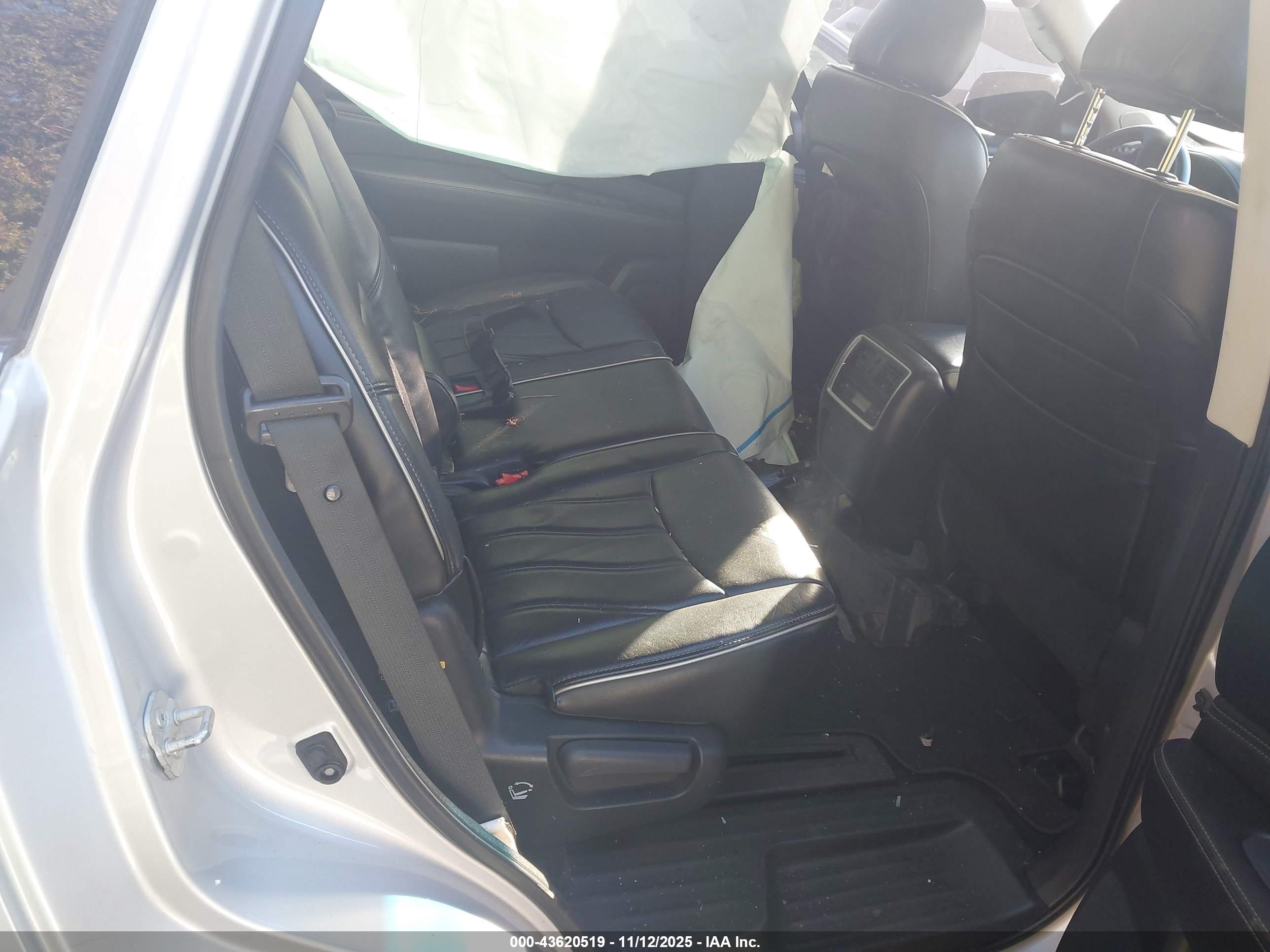 INFINITI QX60 image 8