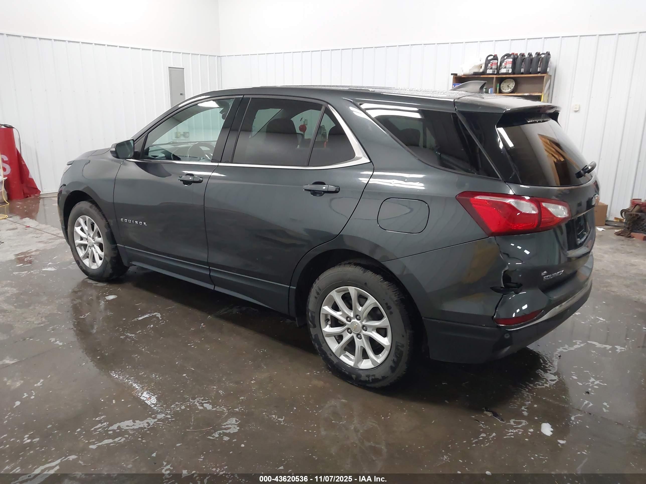 CHEVROLET EQUINOX image 3