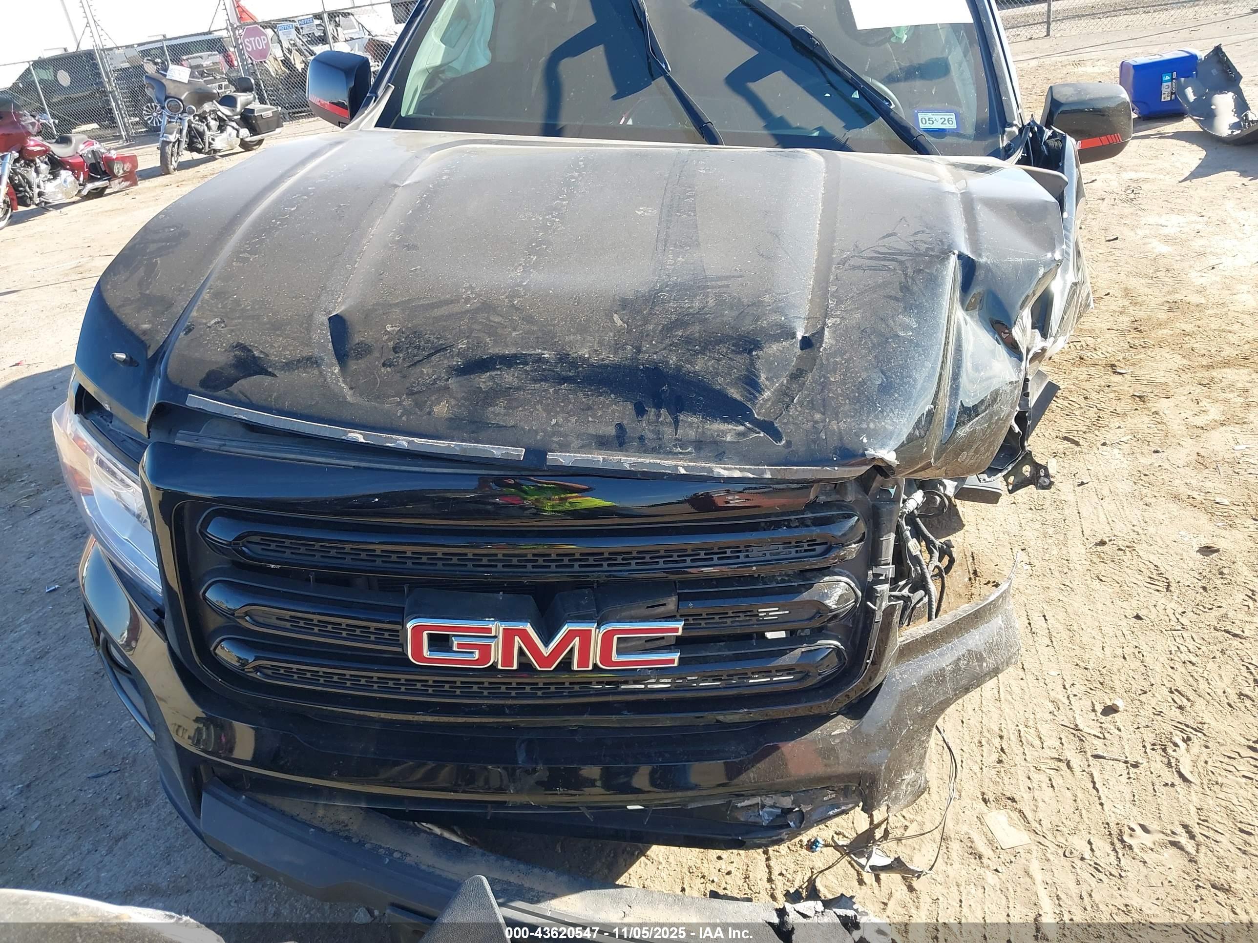 GMC CANYON image 6