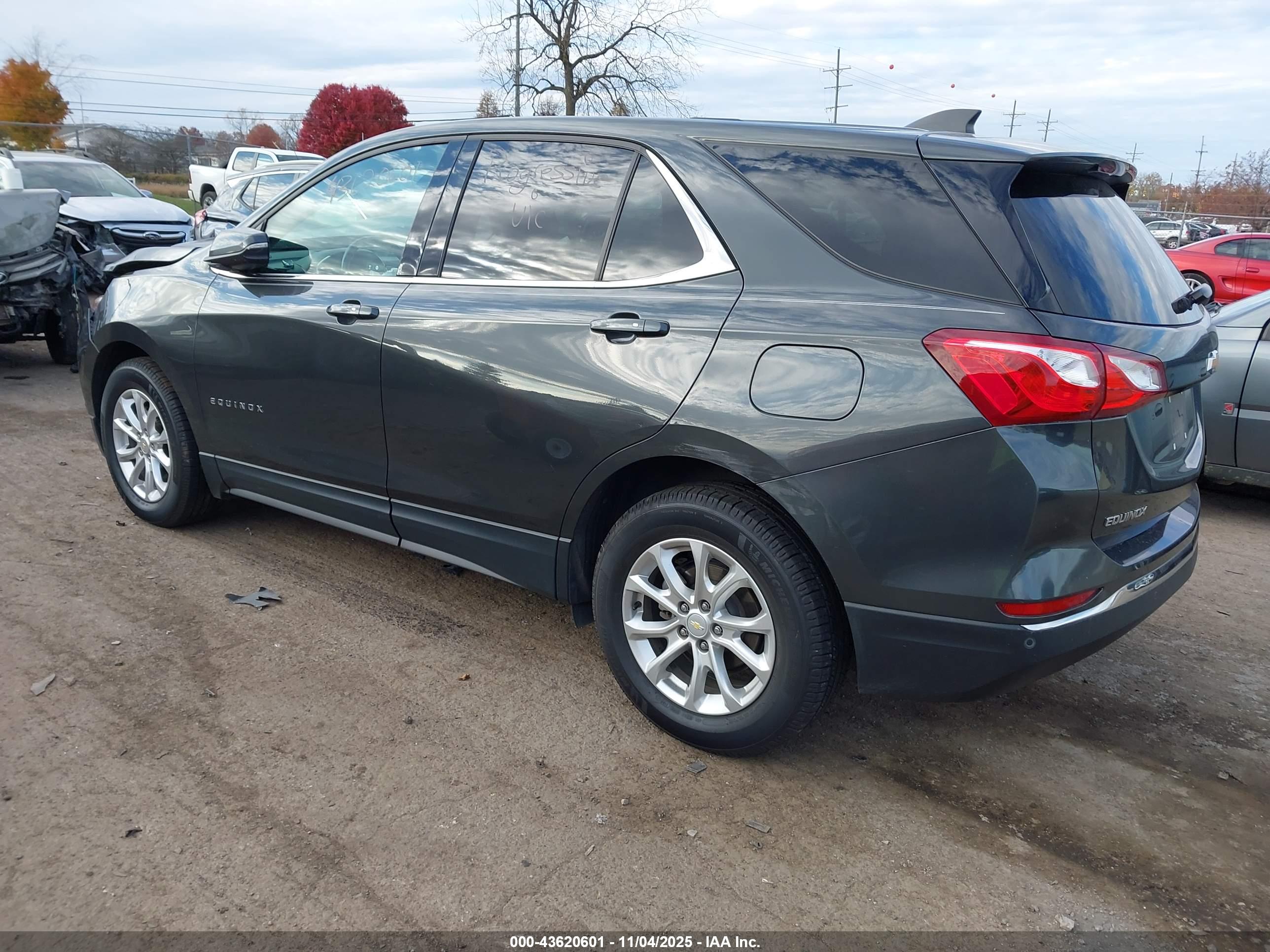 CHEVROLET EQUINOX image 3