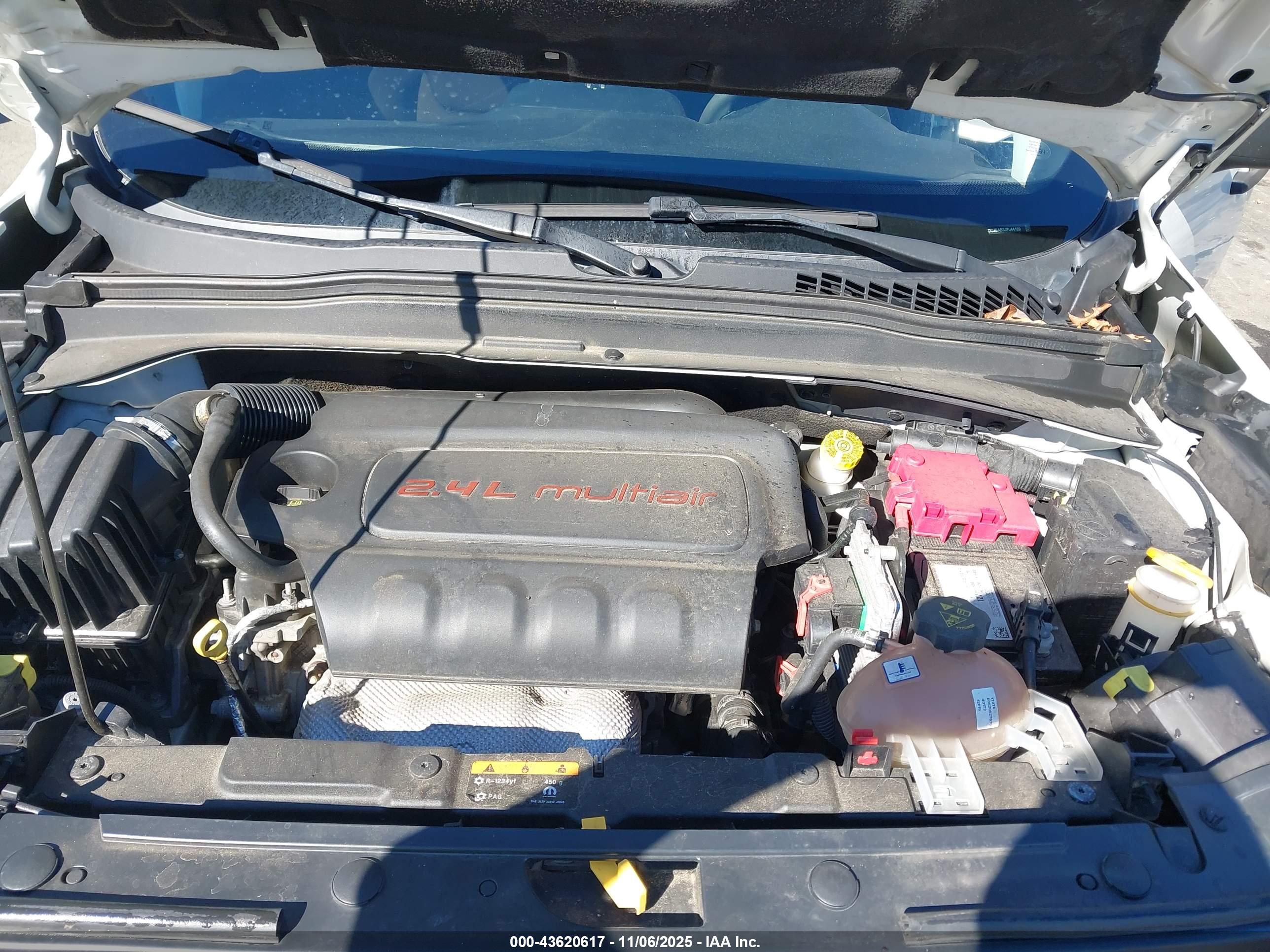 JEEP RENEGADE image 10