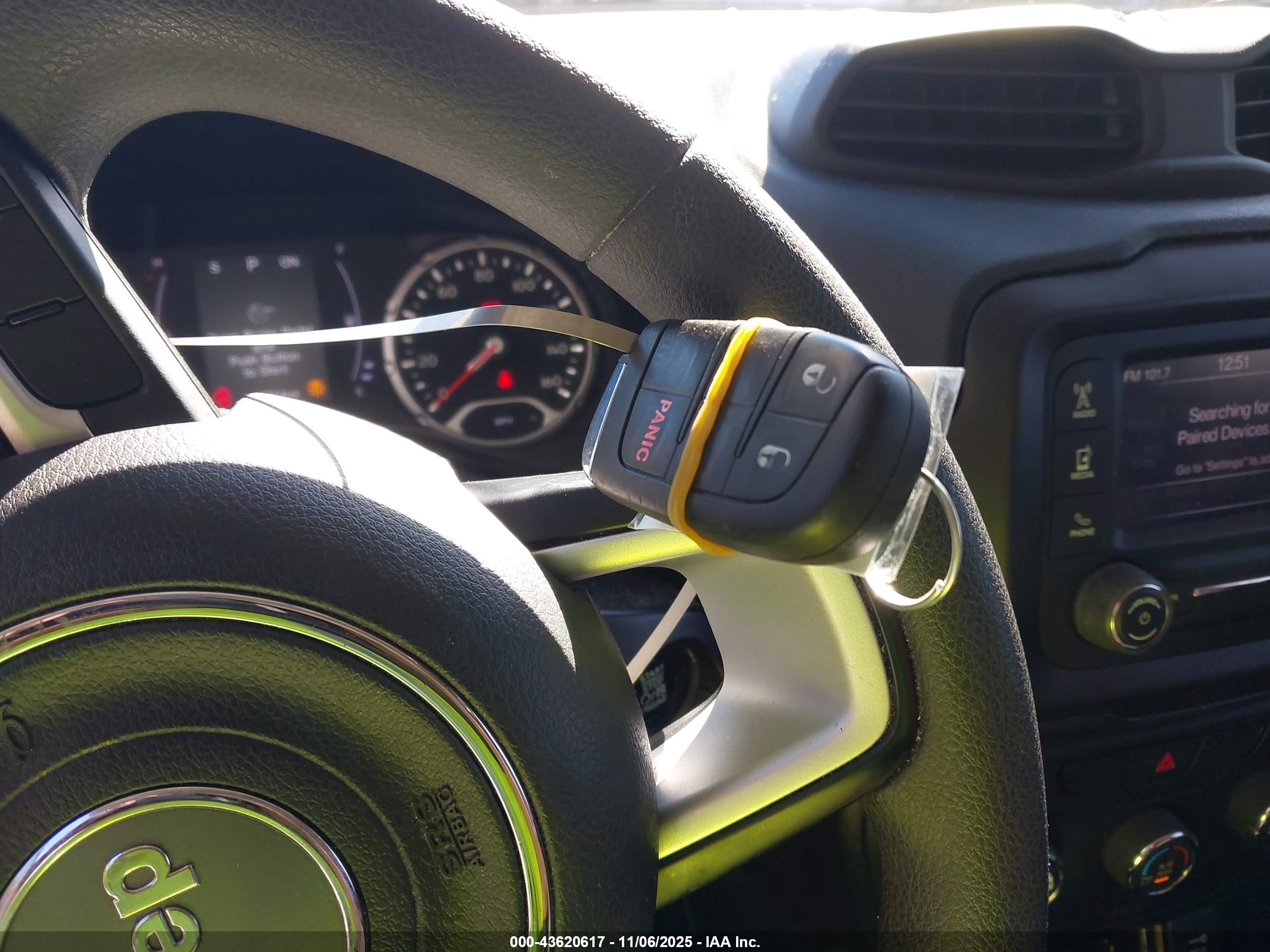 JEEP RENEGADE image 11