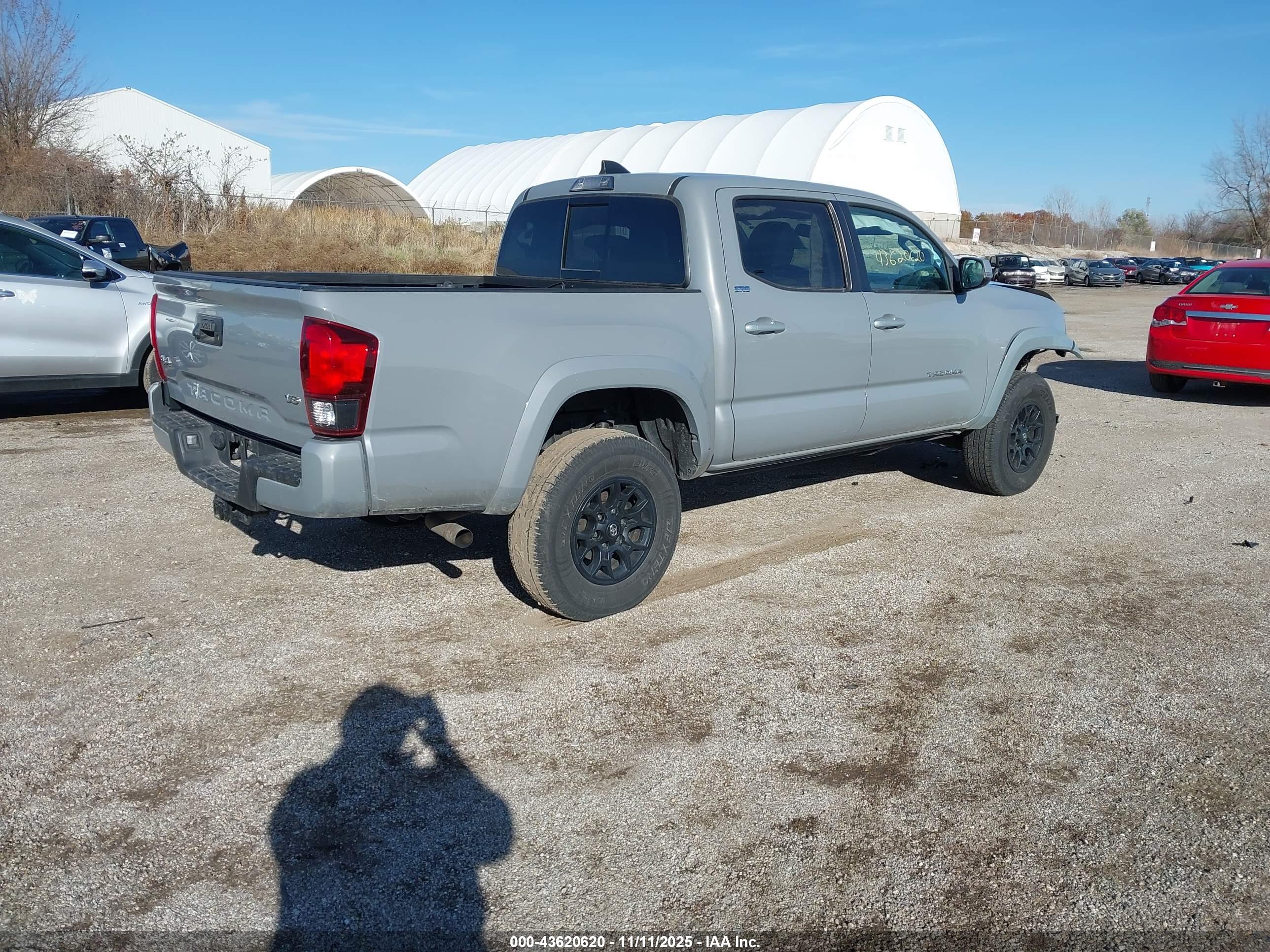TOYOTA TACOMA image 4