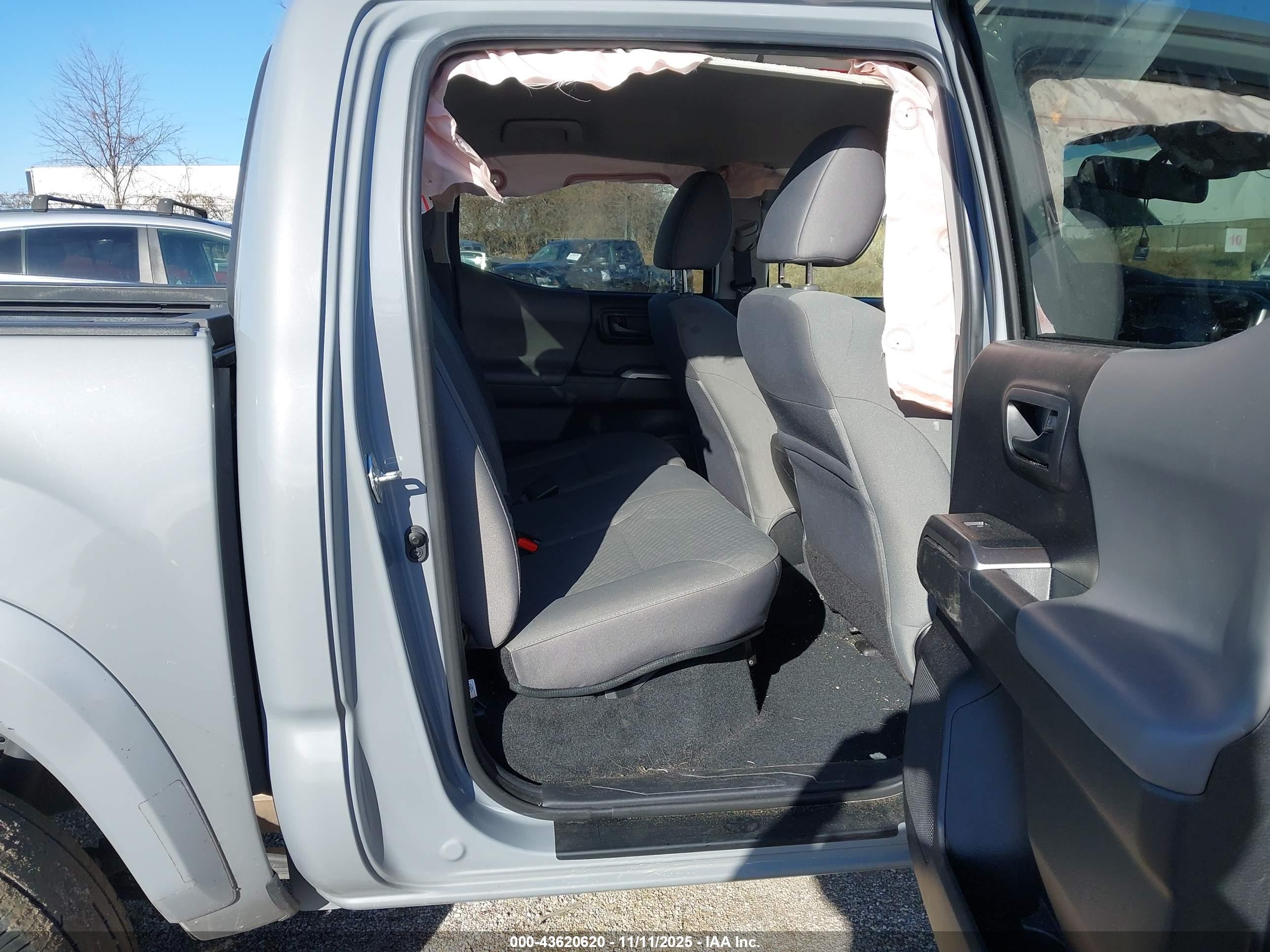 TOYOTA TACOMA image 8