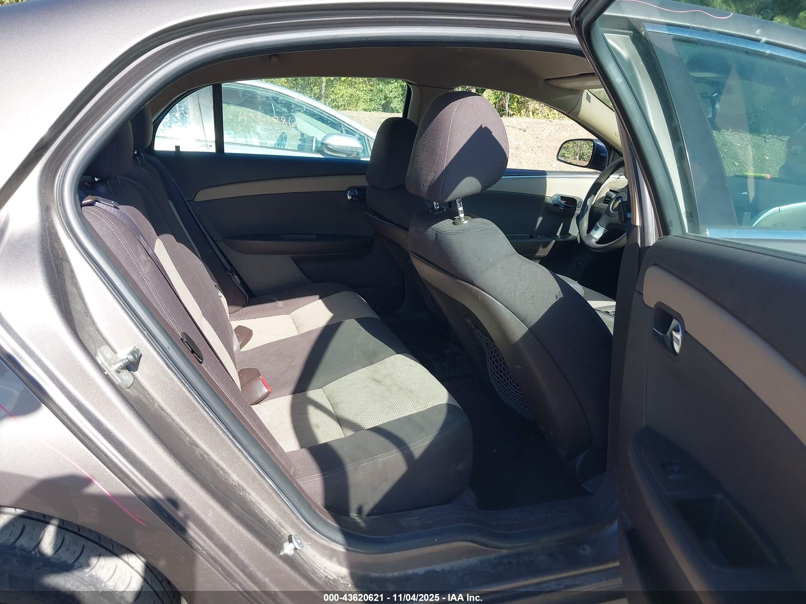 CHEVROLET MALIBU image 8
