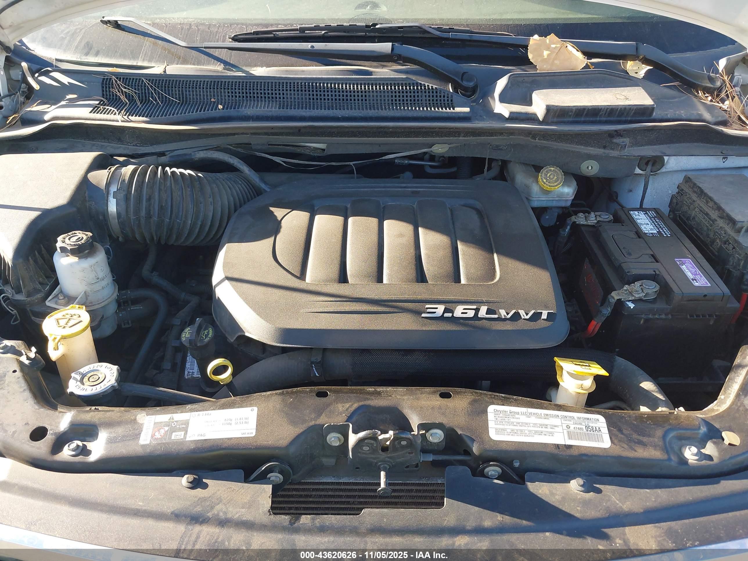 CHRYSLER TOWN image 10