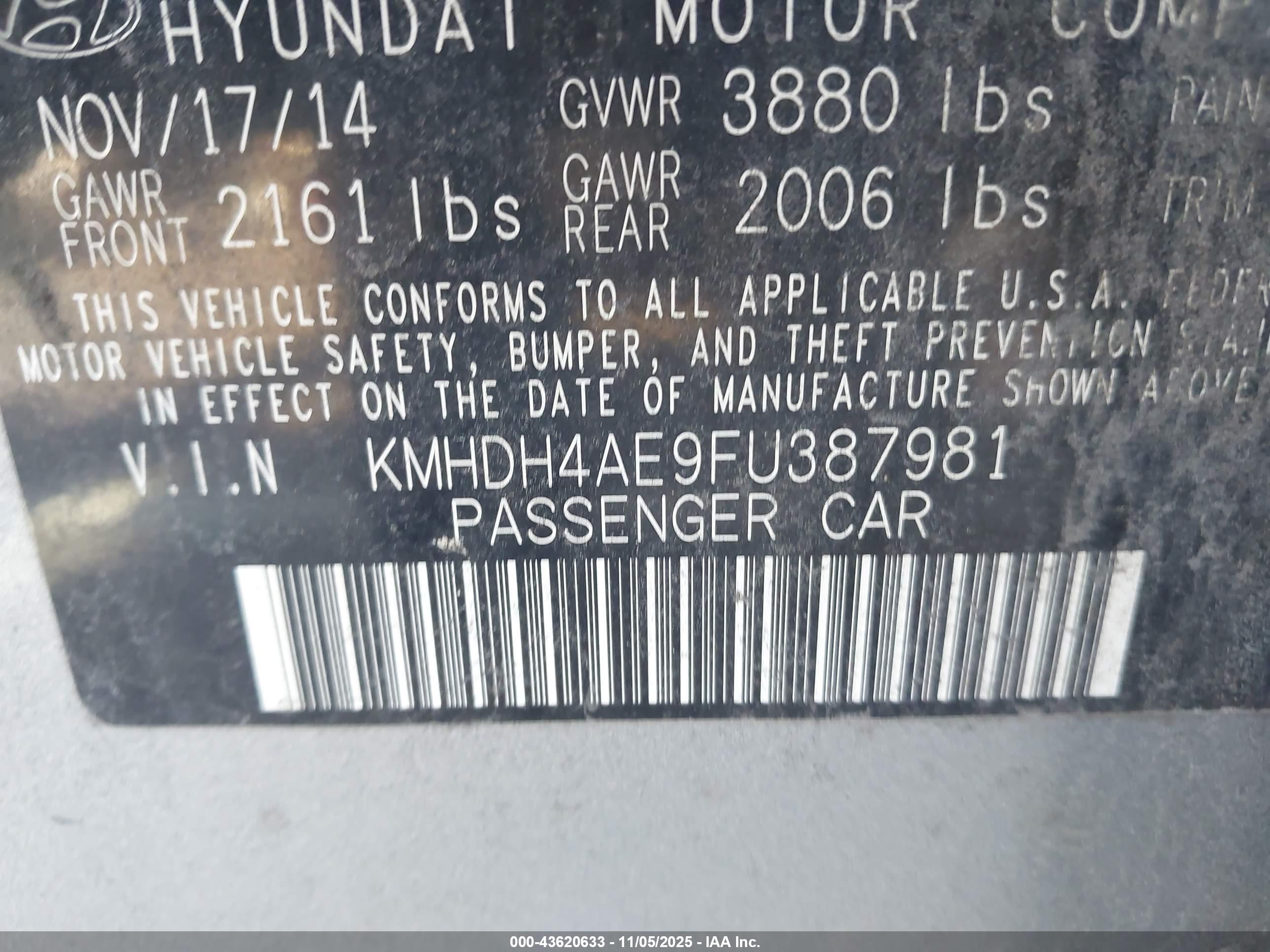 HYUNDAI ELANTRA image 9