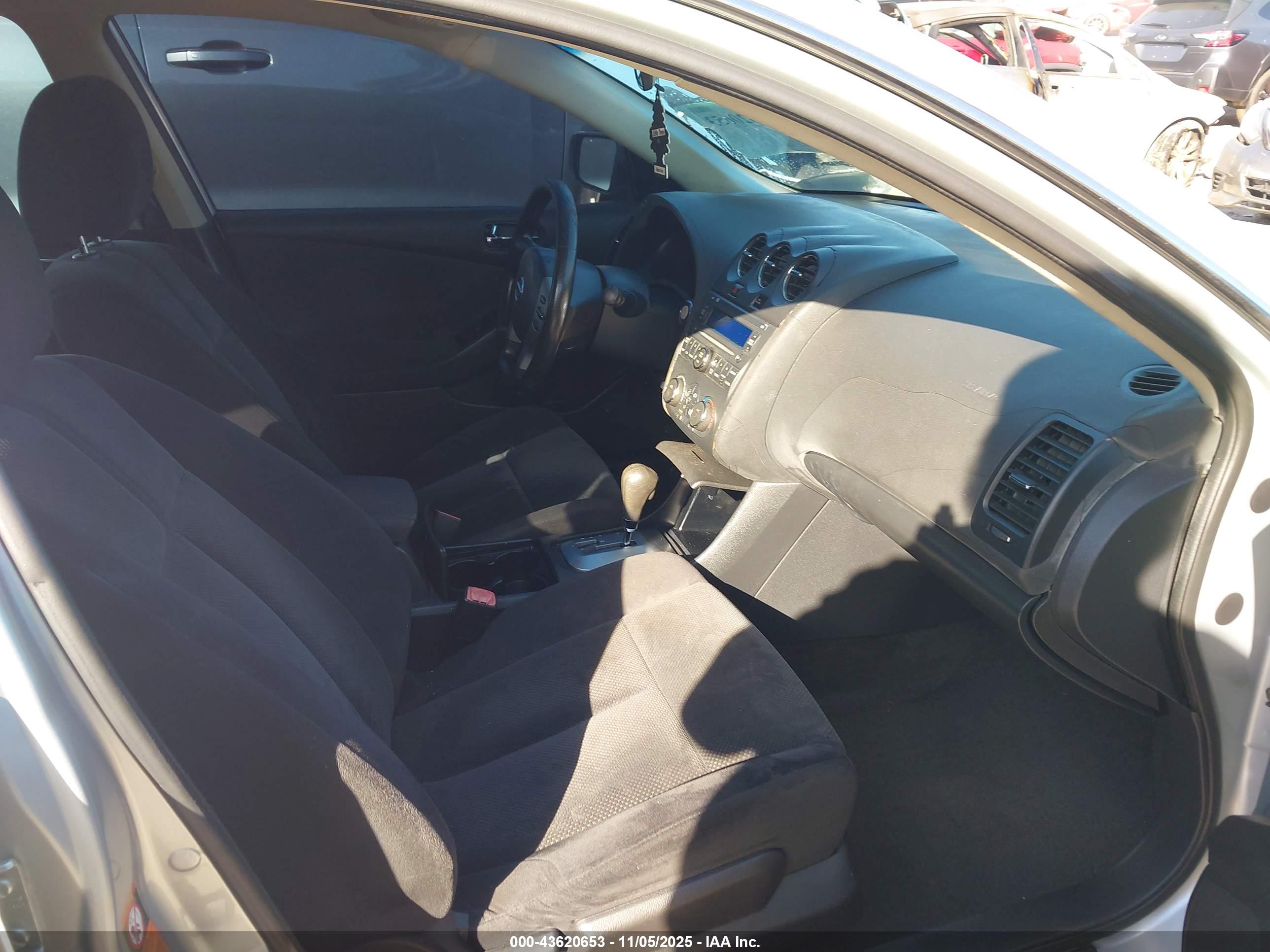 NISSAN ALTIMA image 5