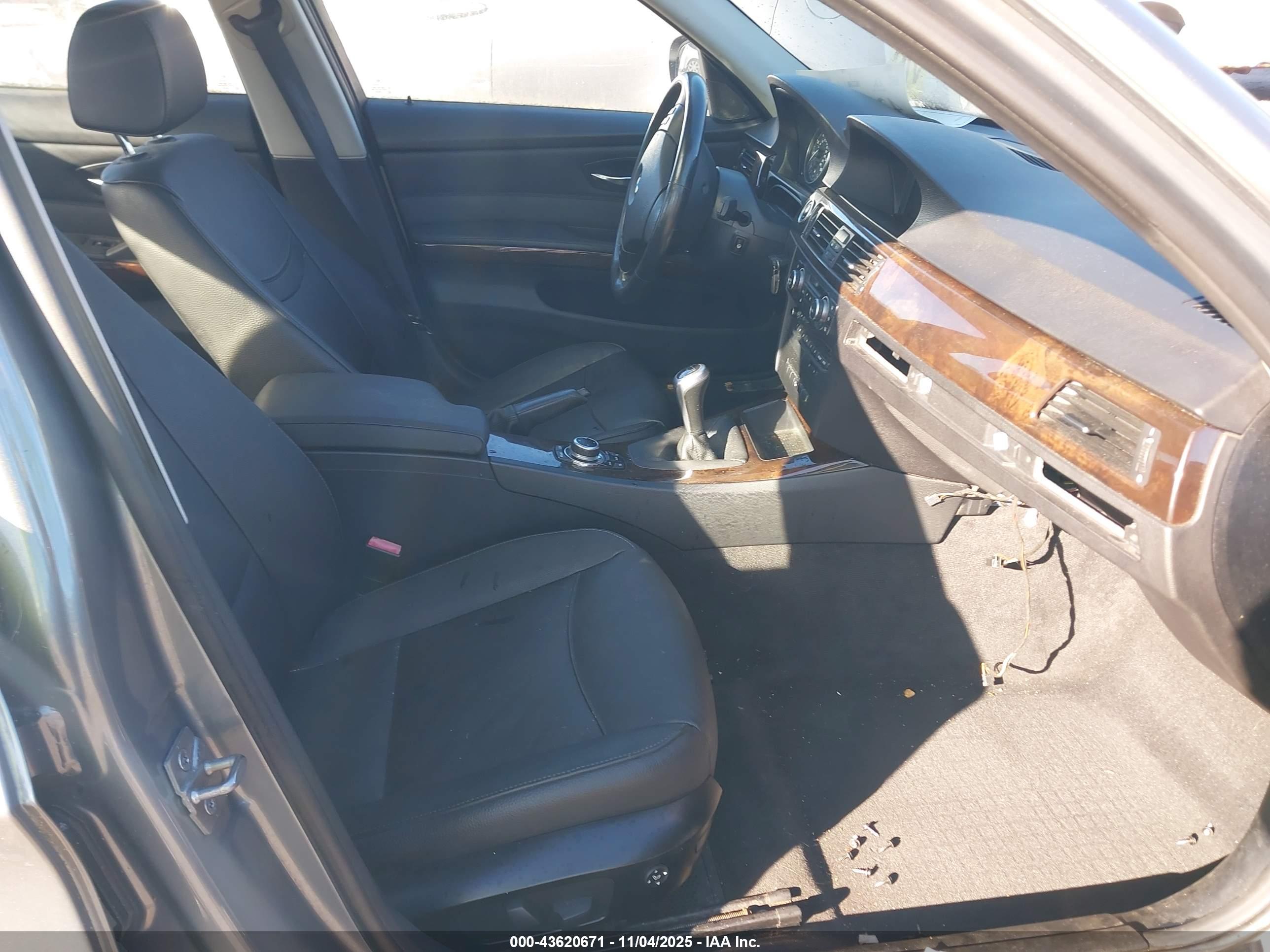 BMW 335I image 5