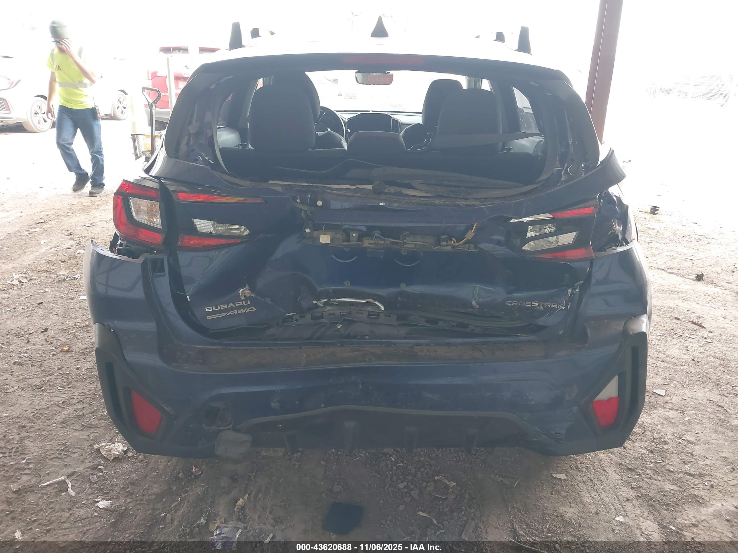 SUBARU CROSSTREK image 6
