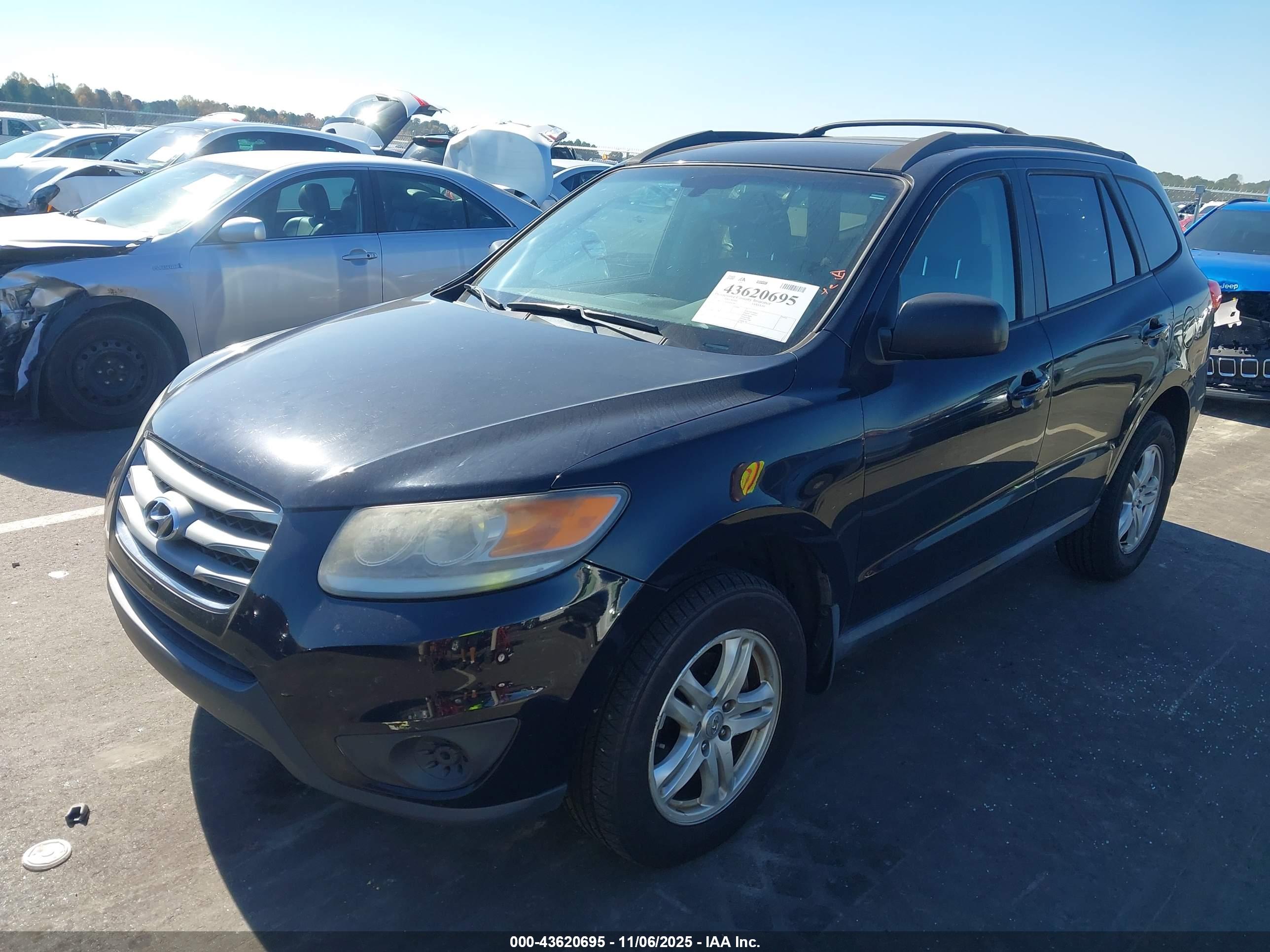 HYUNDAI SANTA image 2