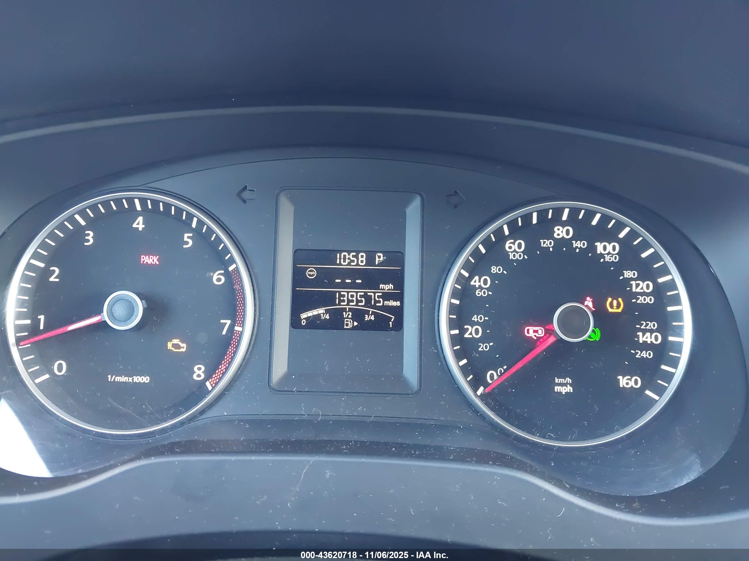 VOLKSWAGEN JETTA image 7