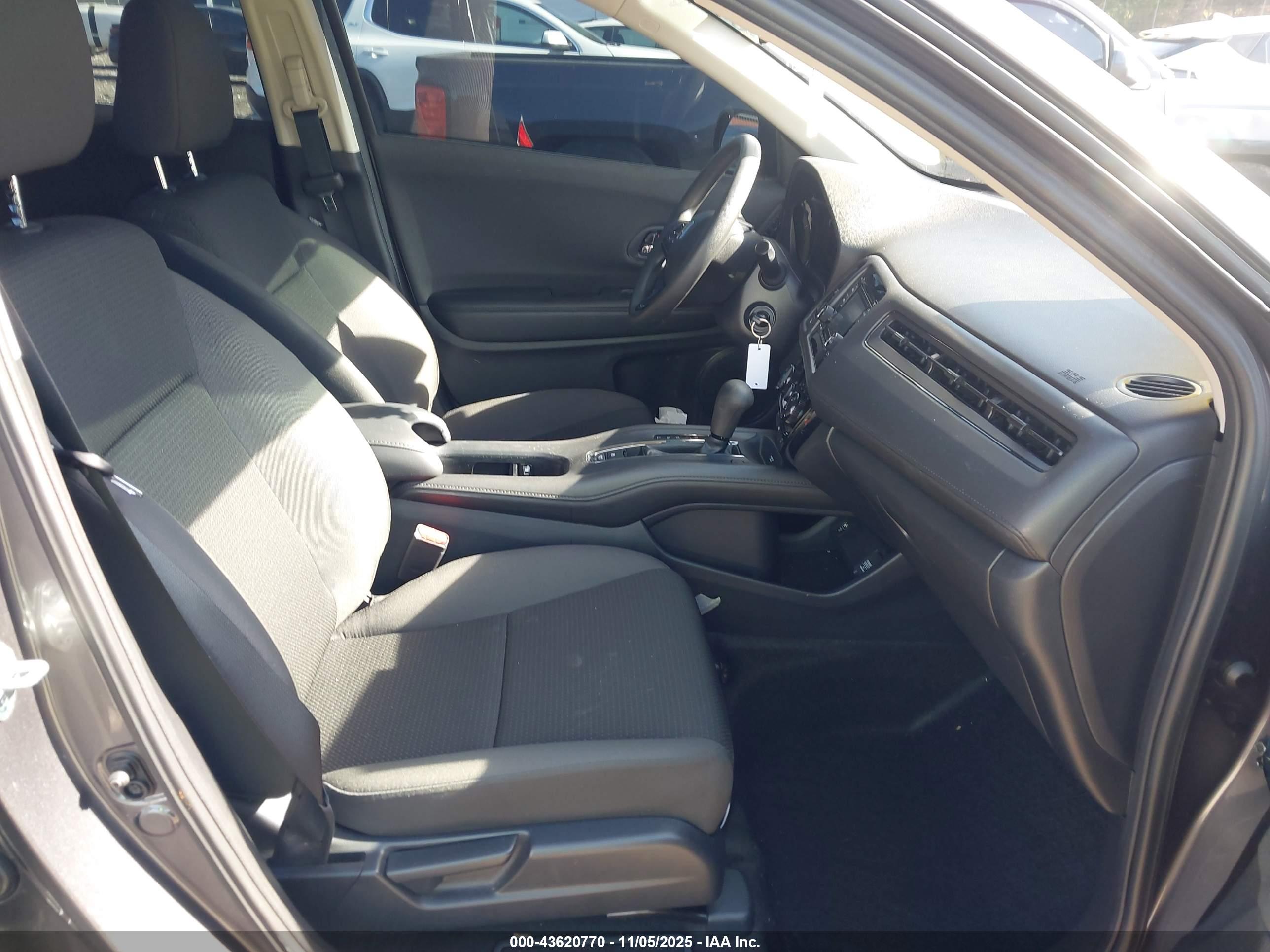 HONDA HR-V image 5