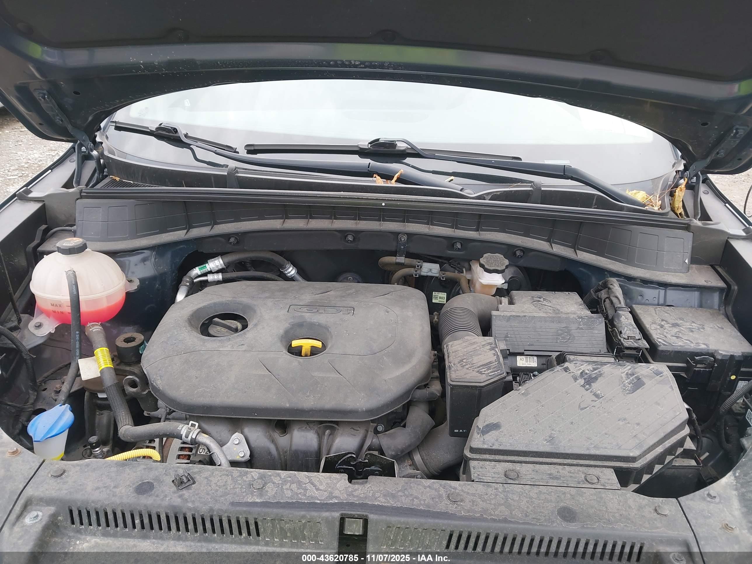 HYUNDAI TUCSON image 10