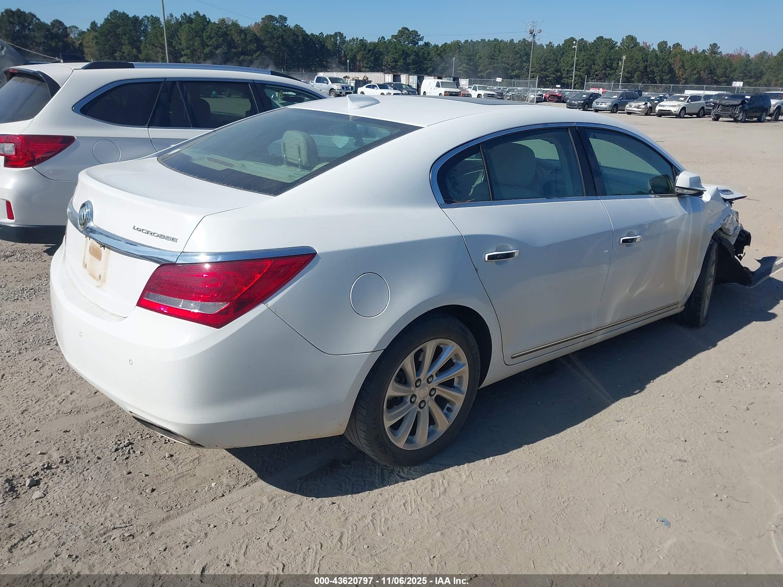BUICK LACROSSE image 4