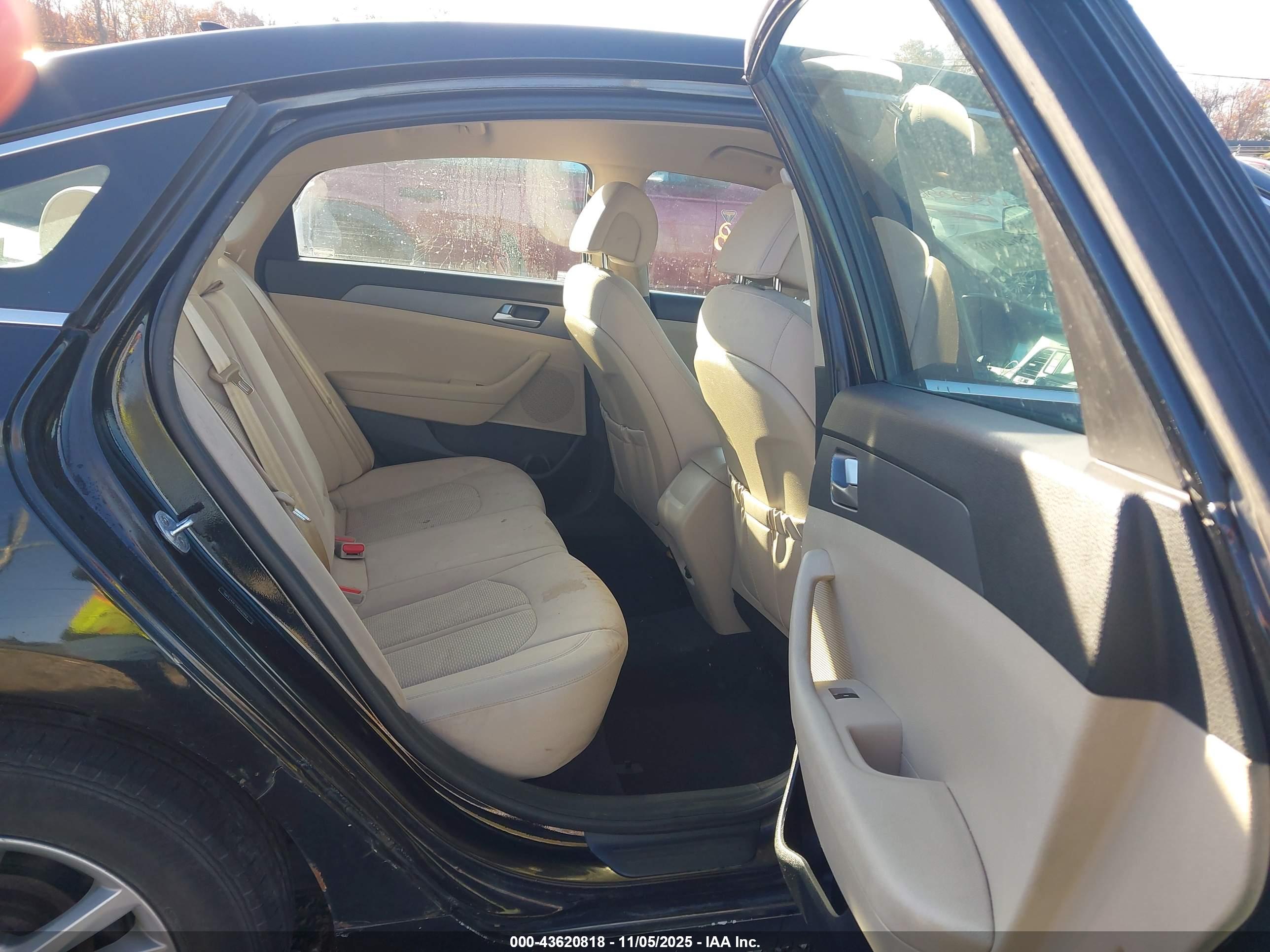 HYUNDAI SONATA image 8