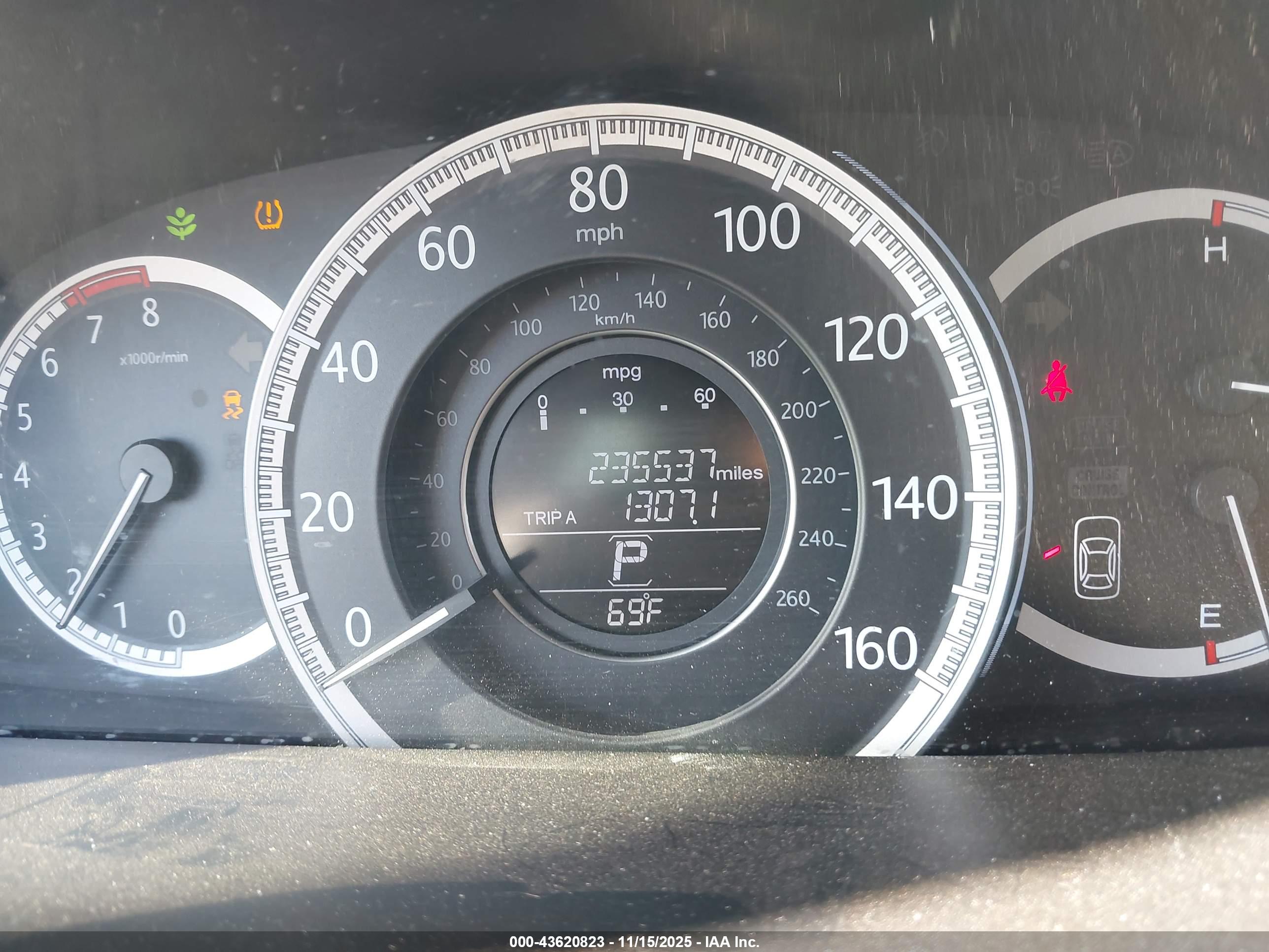 HONDA ACCORD image 7