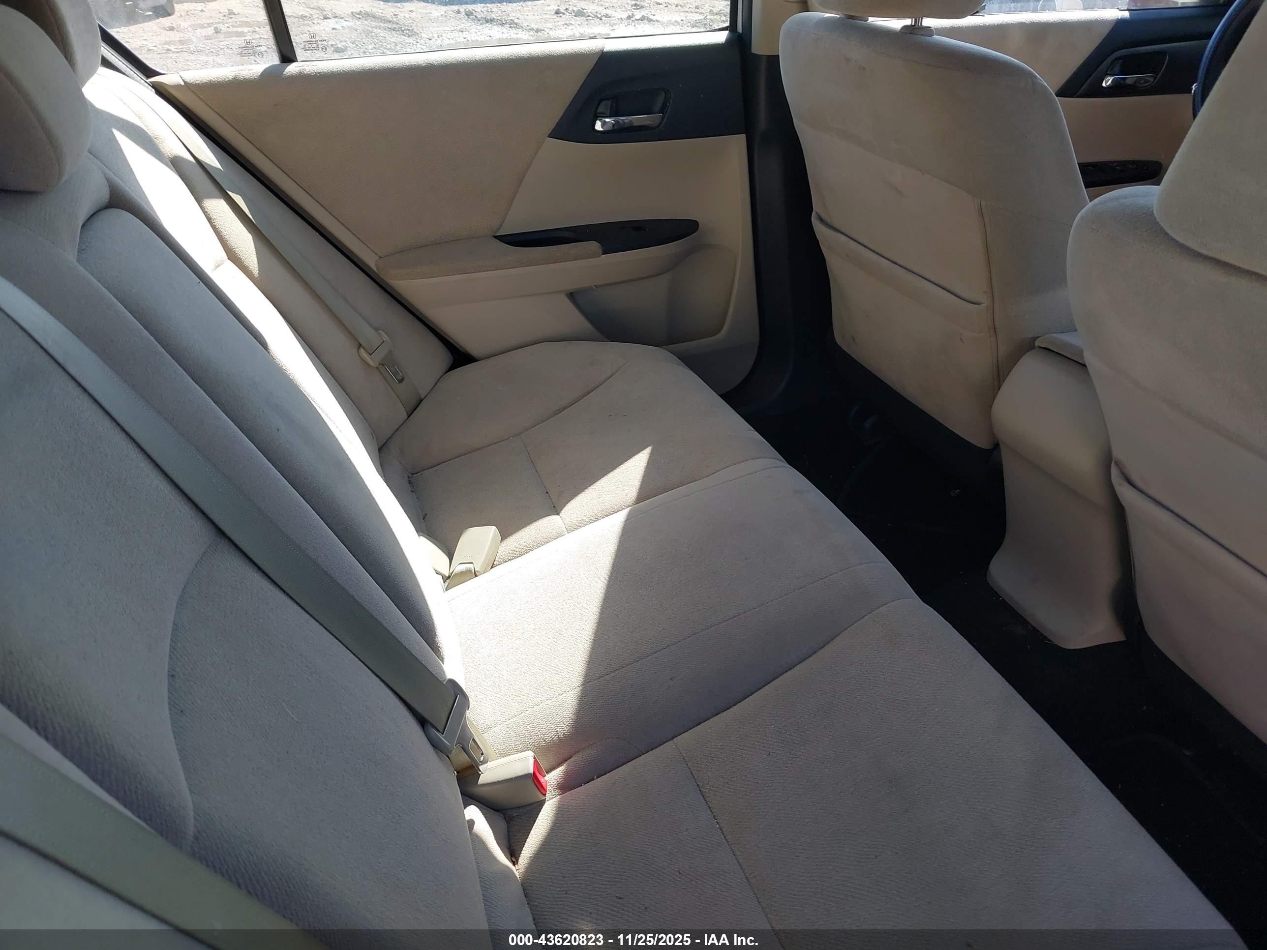 HONDA ACCORD image 8