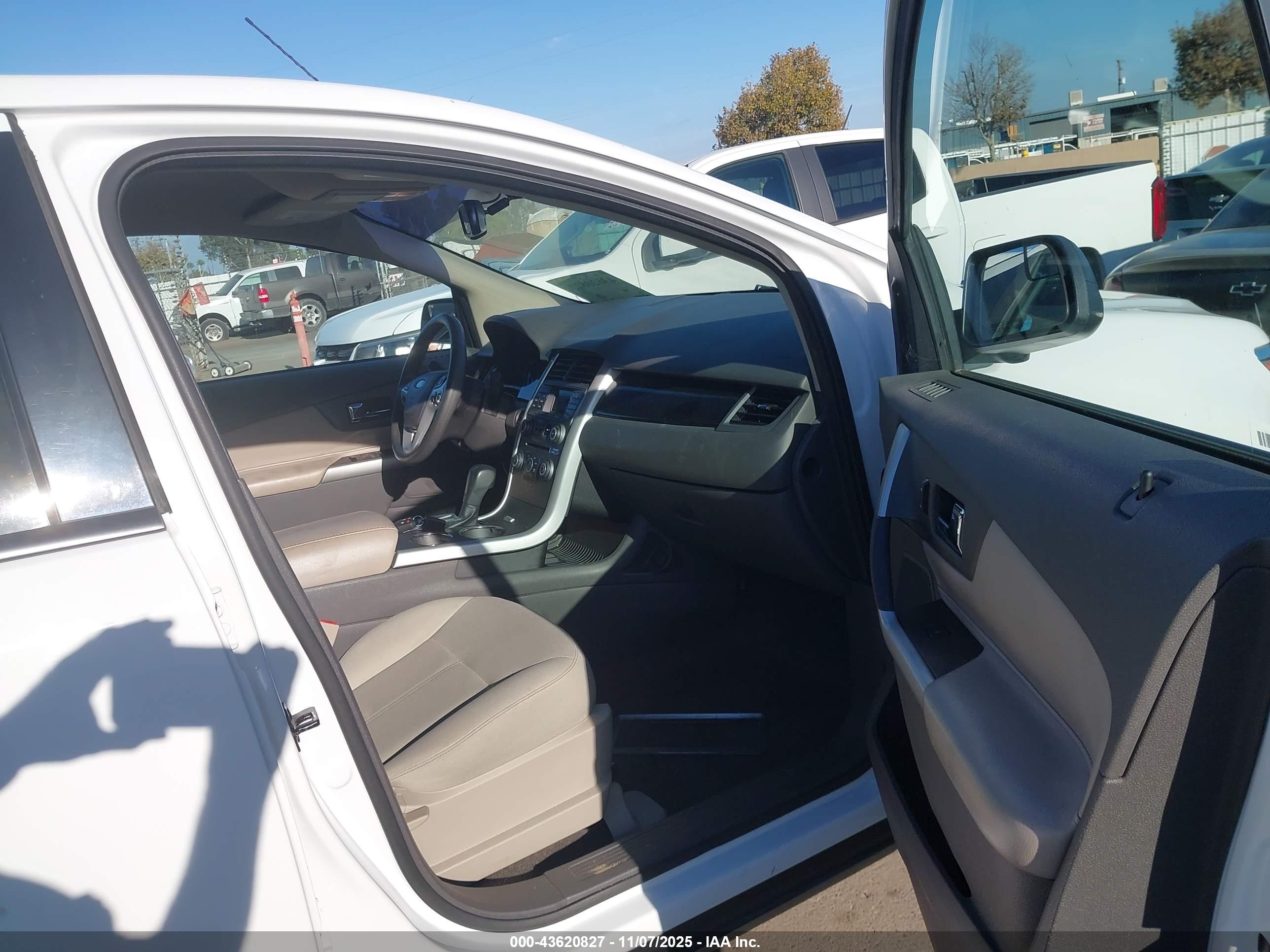 FORD EDGE image 5