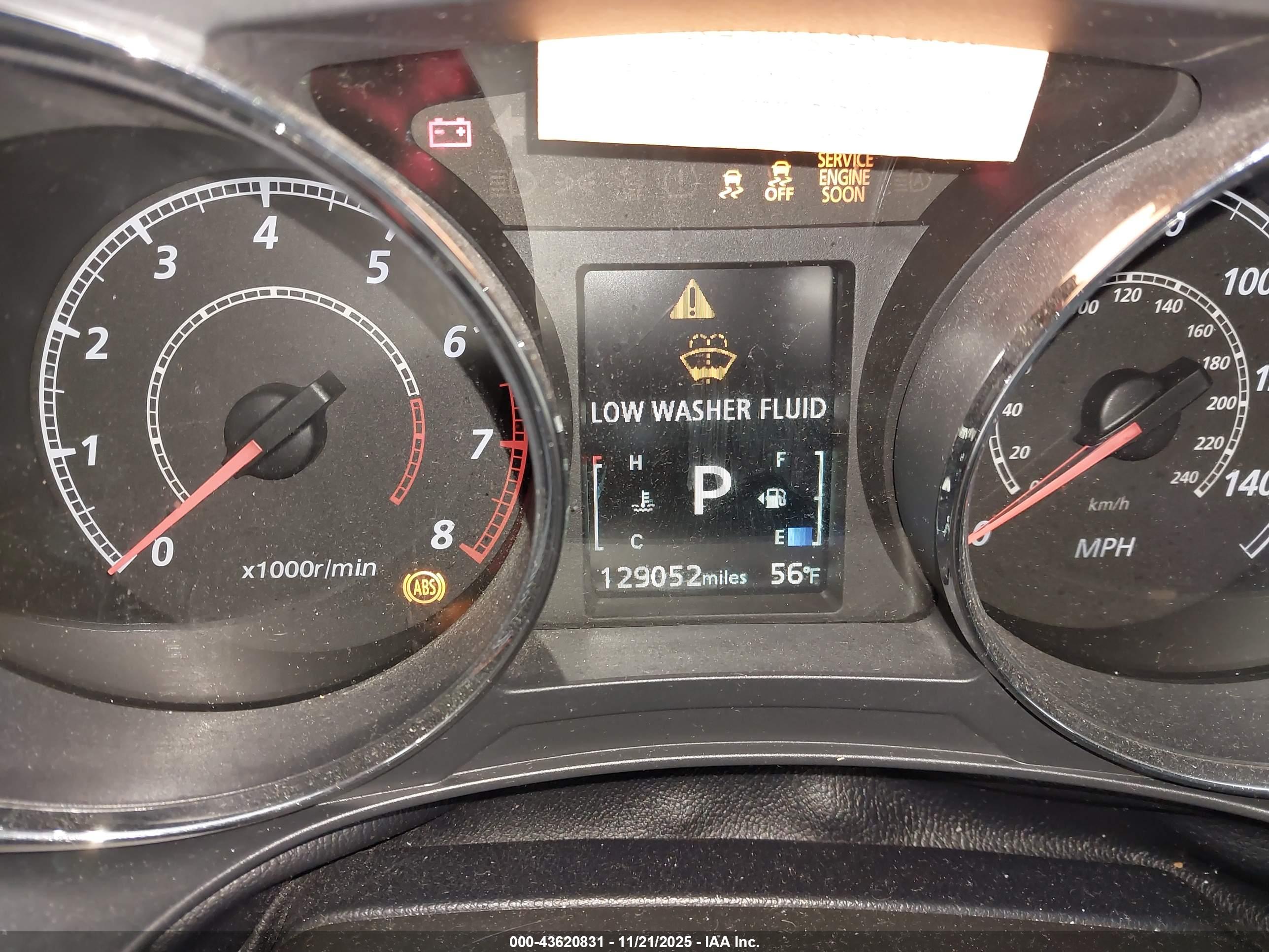 MITSUBISHI OUTLANDER image 7