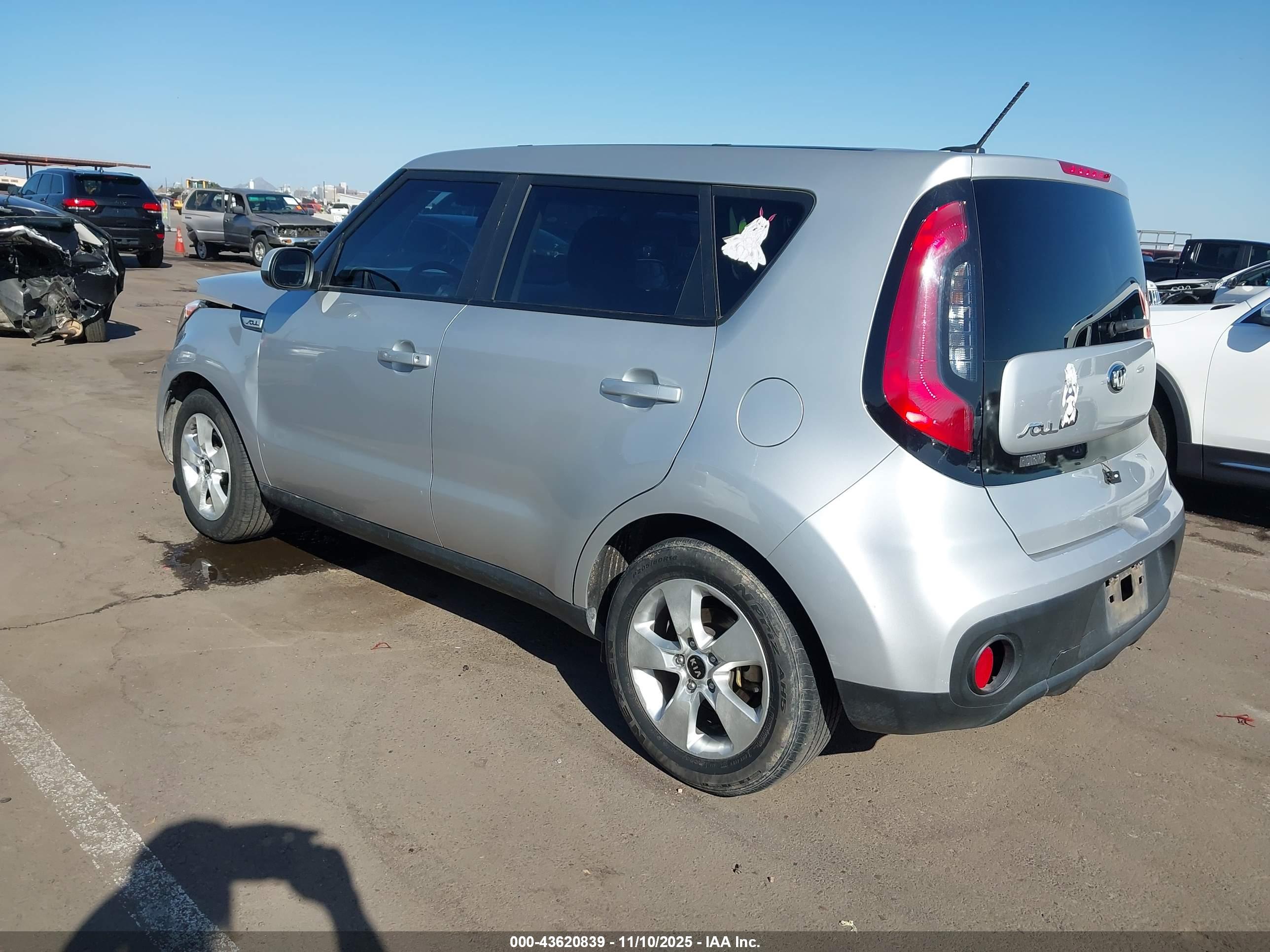 KIA SOUL image 3